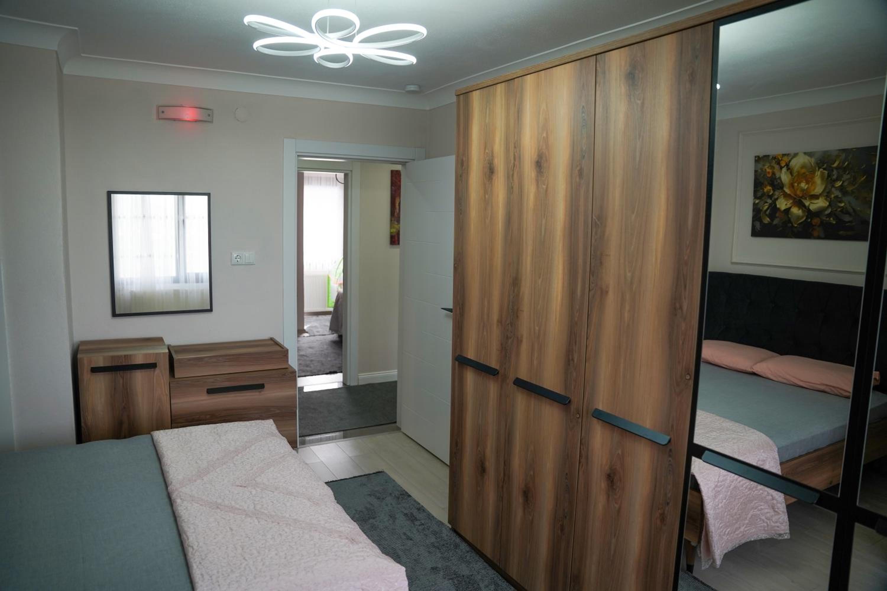 Sama house