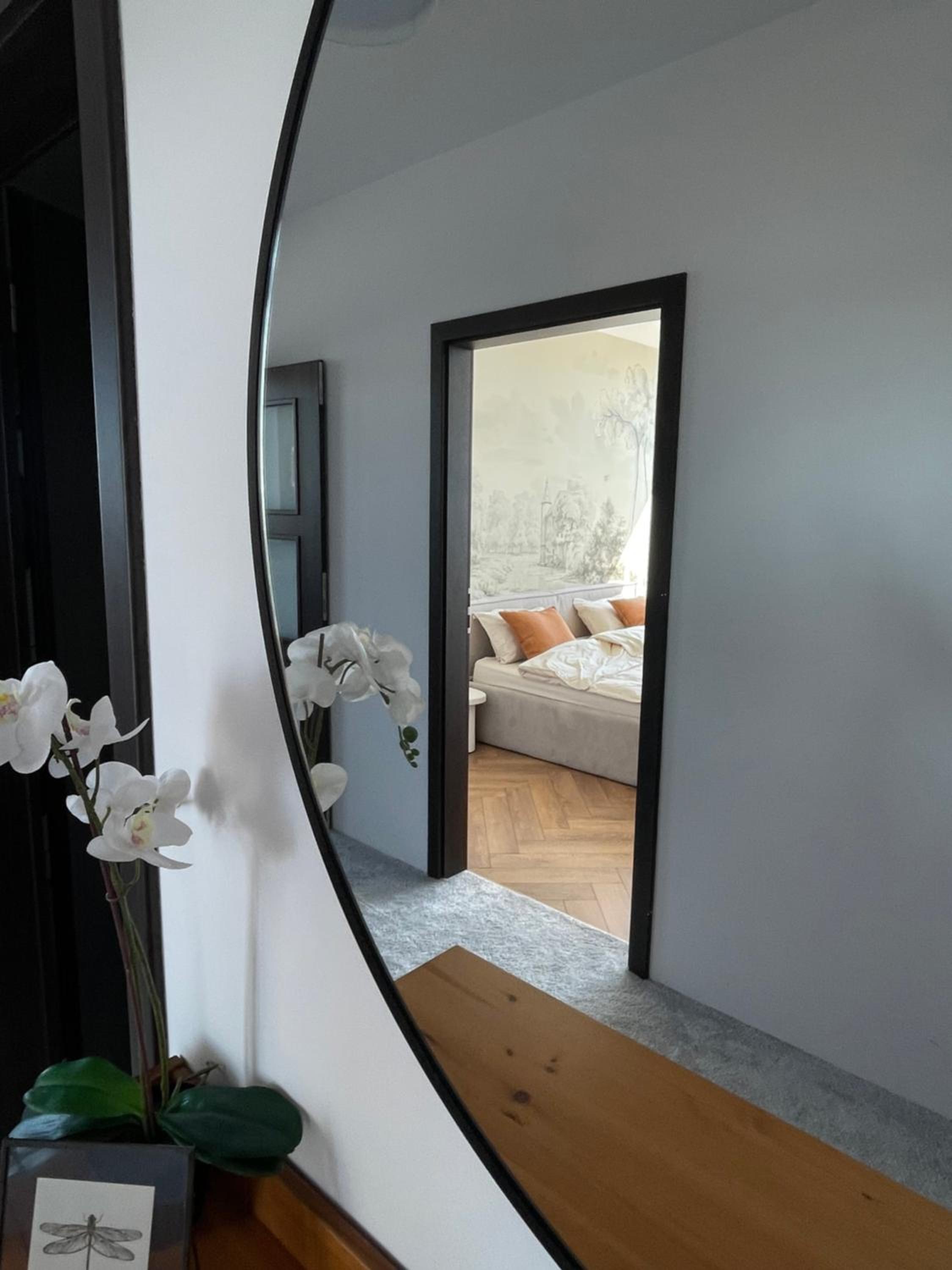 Panorama View Design Apts in Old Town - Free Parking