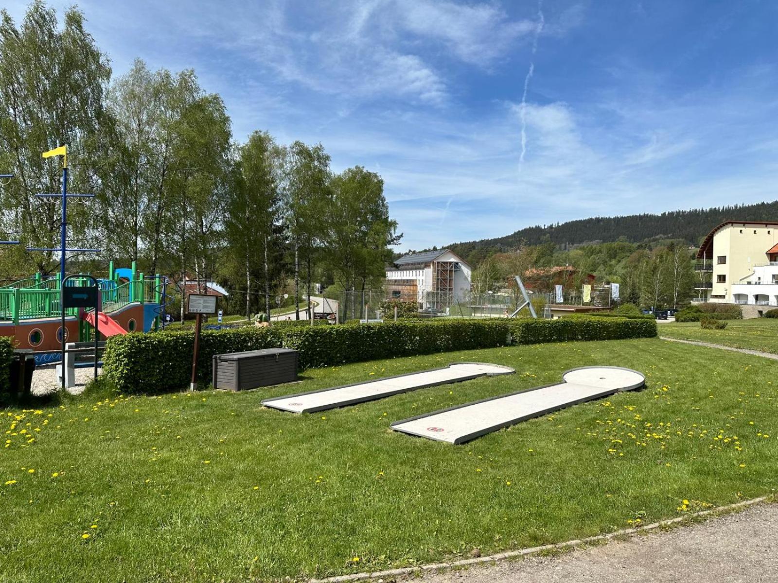 SNOW LAKE Lipno
