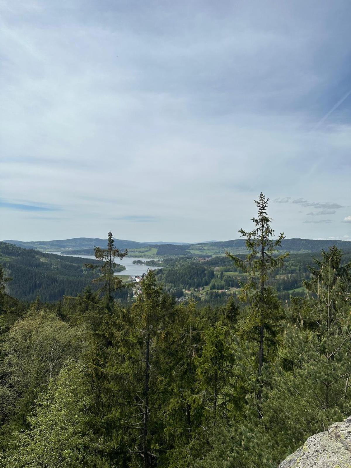 SNOW LAKE Lipno