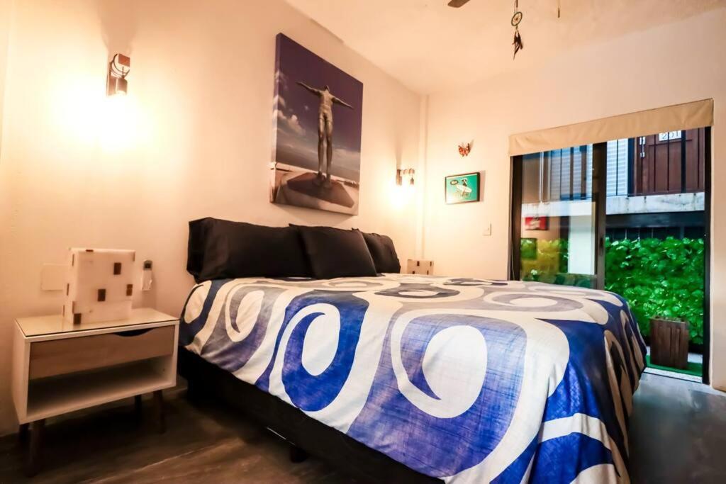 Condo de Ondas - Modern beach themed 1 bed 1 bath view 5