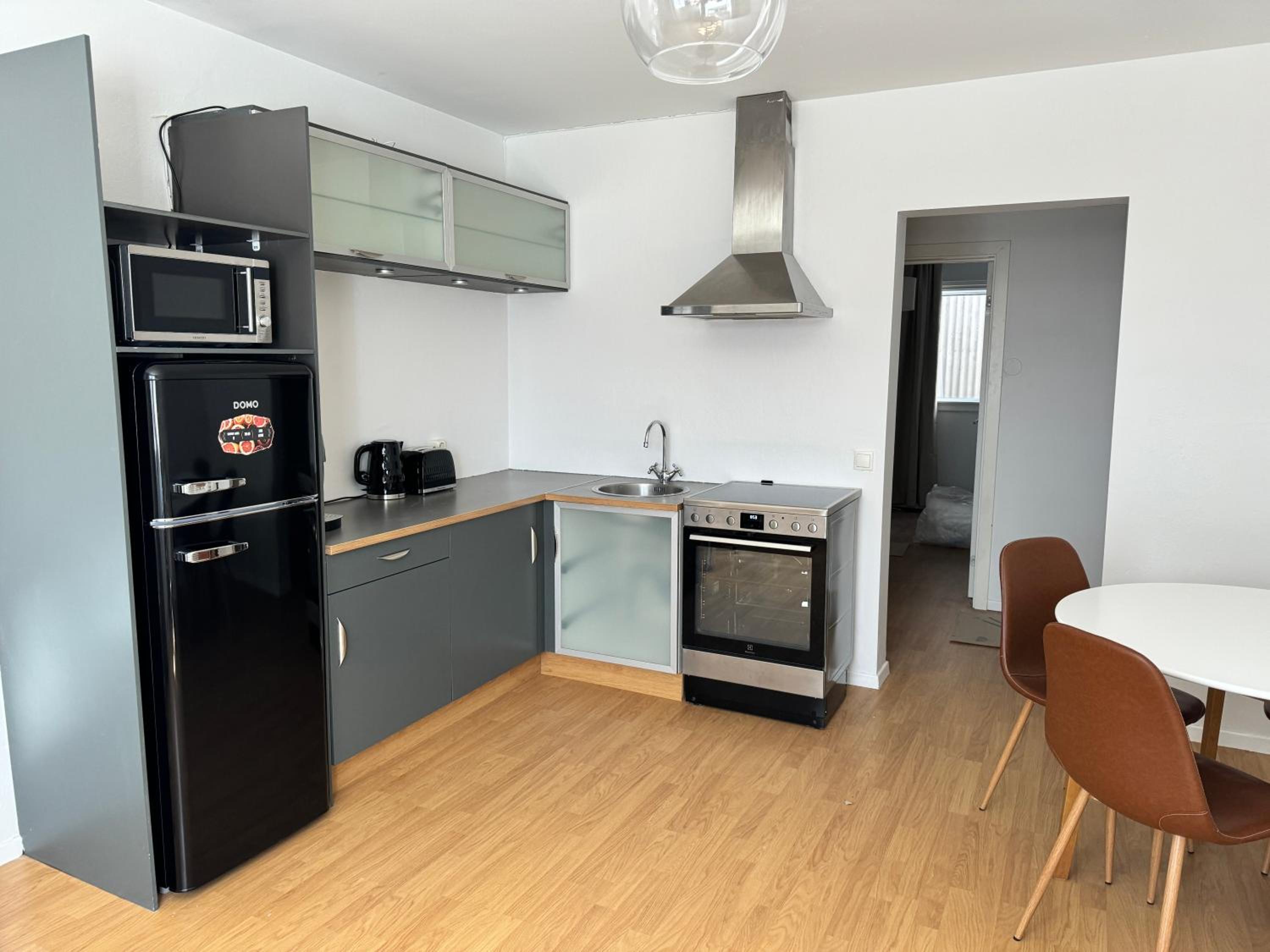 Central Pearl Apartment