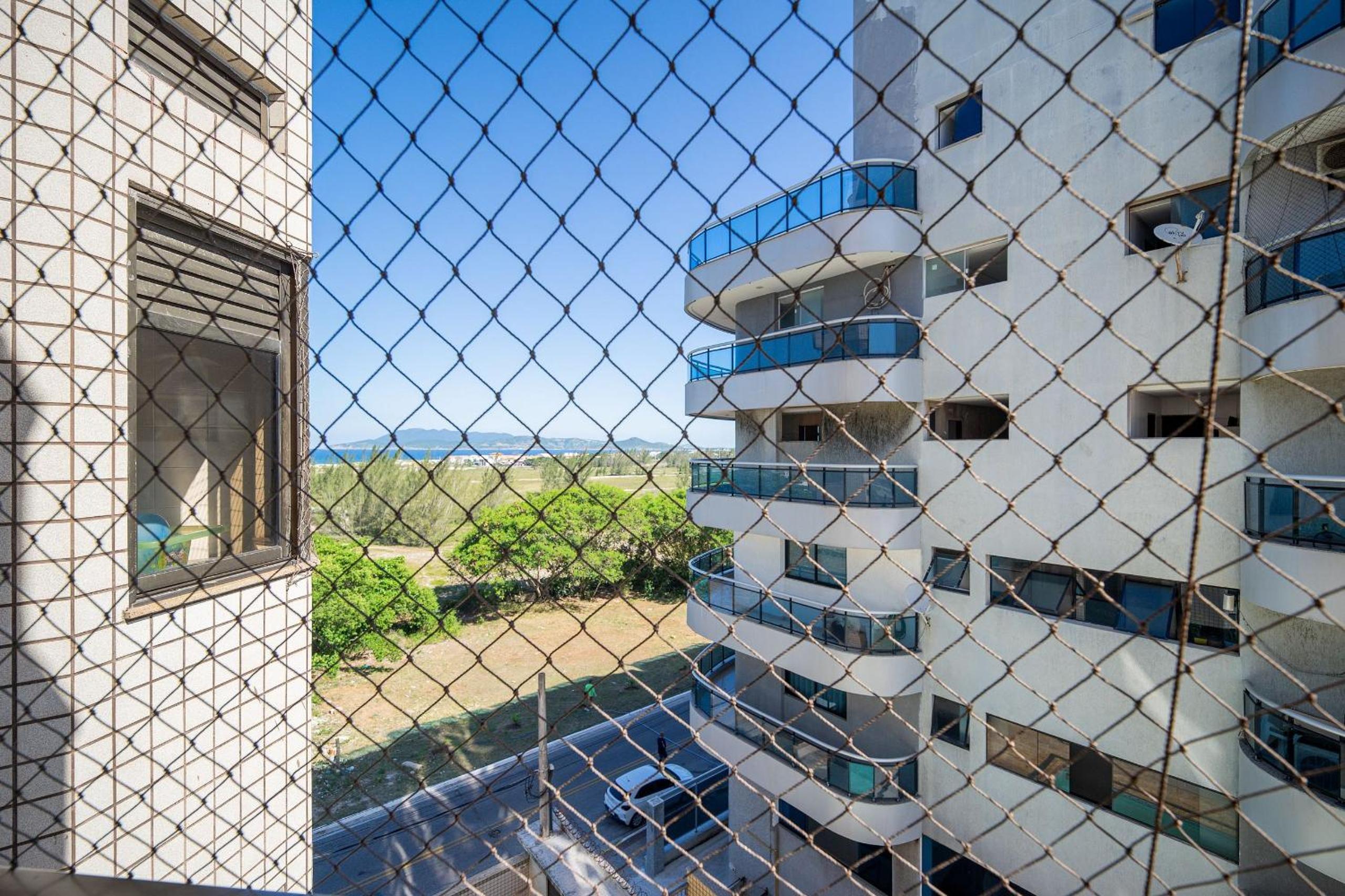 Cf05 Beachfront building, Complete 3 apartment!