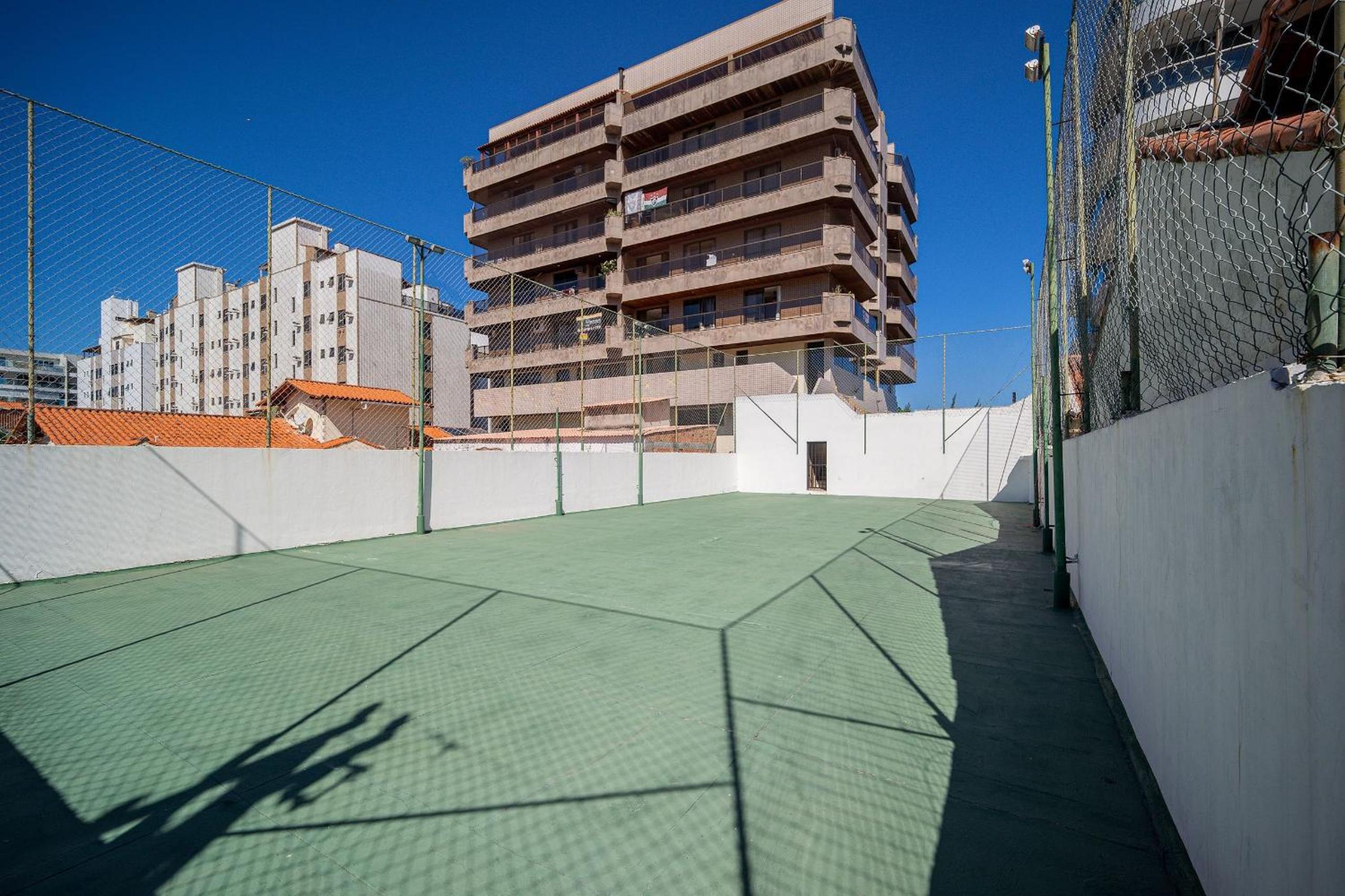 Cf05 Beachfront building, Complete 3 apartment!