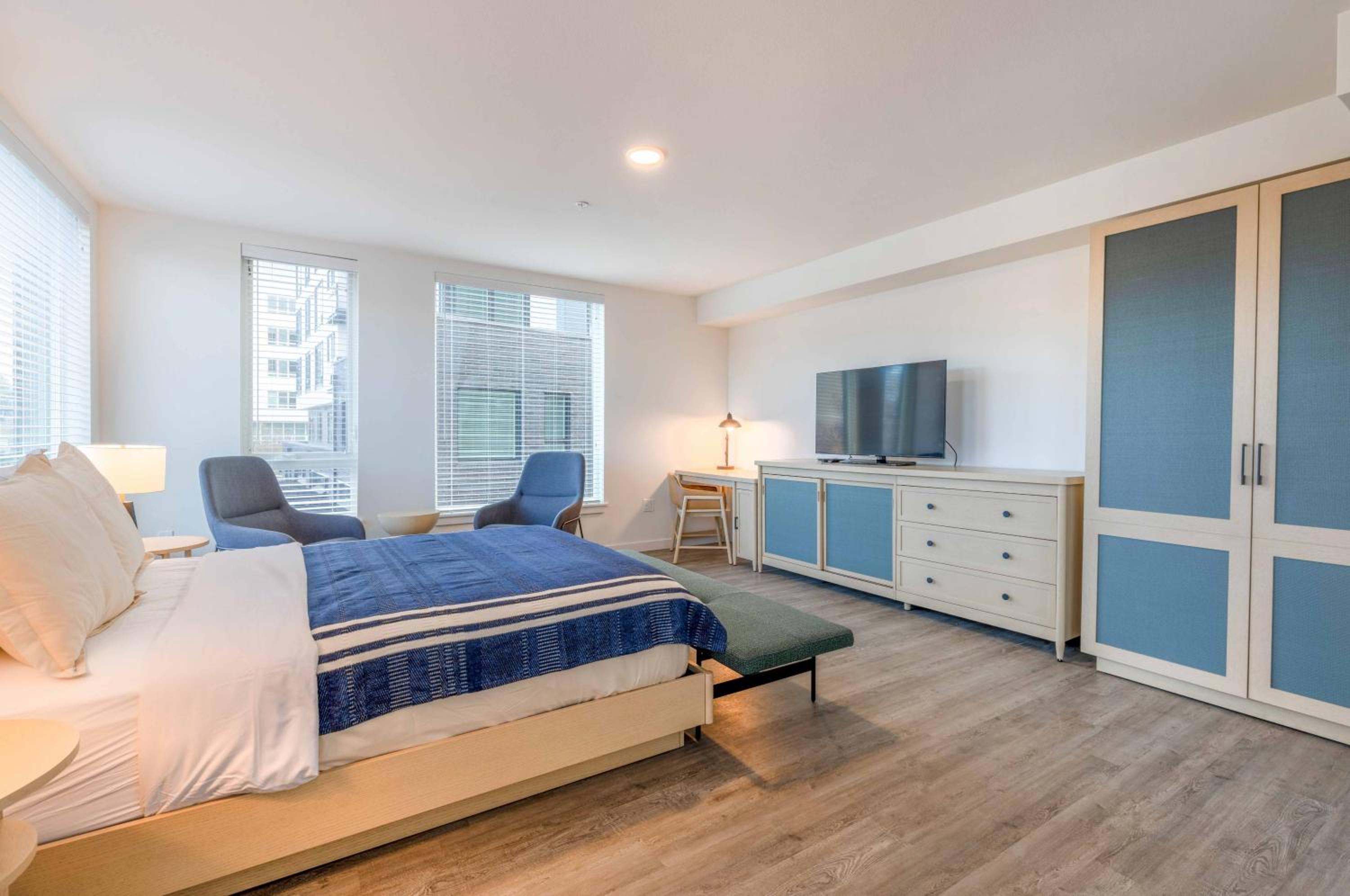 Marina Square Suites