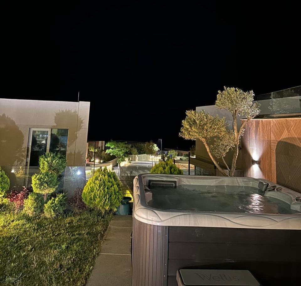Dolce Villa Green Coast