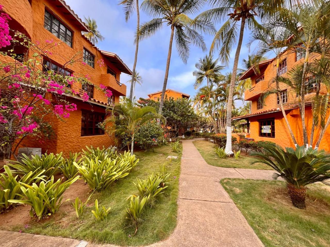 Un Oasis entre Olas y Palmeras con Playa Privada view 3