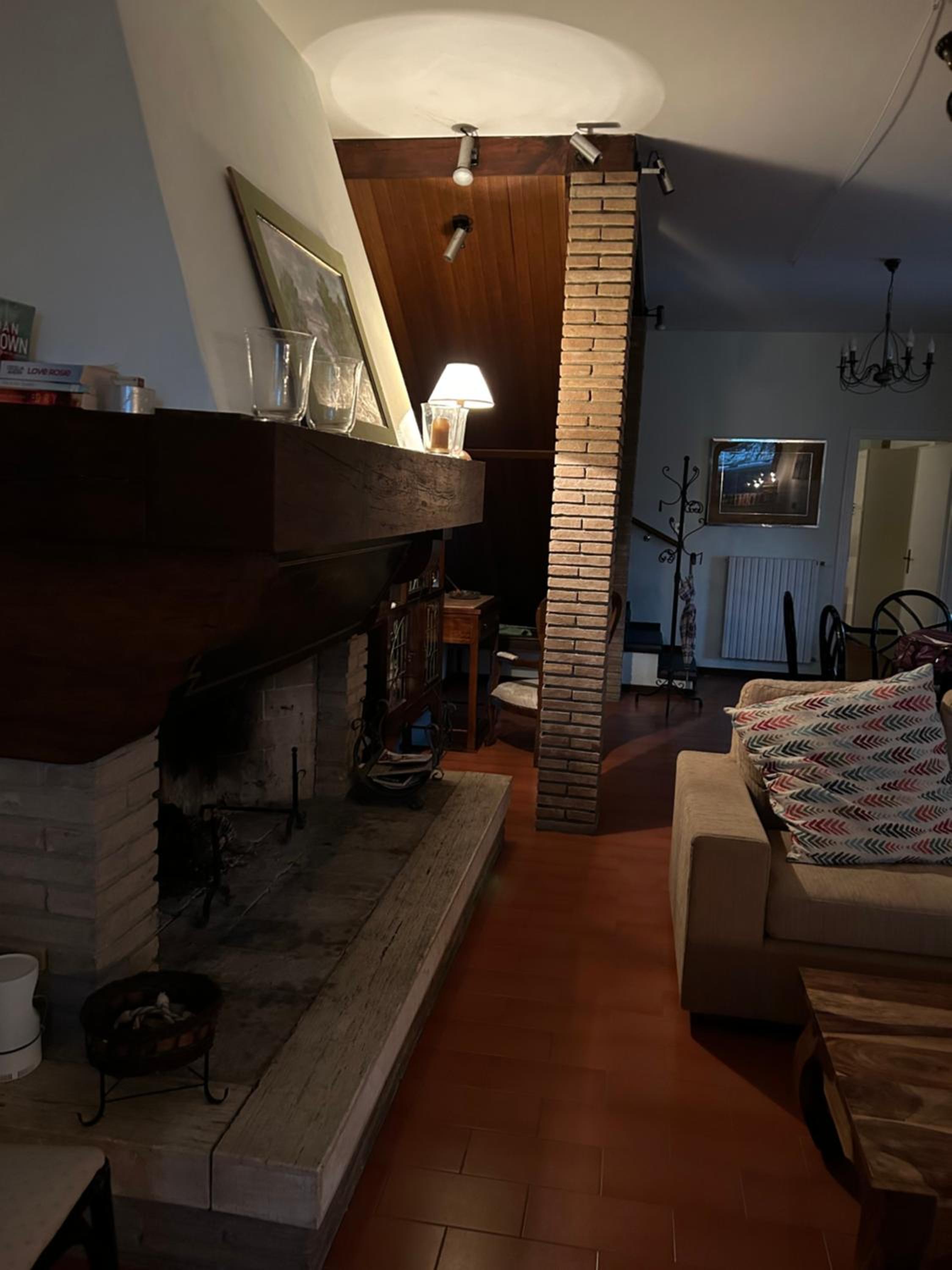 Self catering Villa with pool in Umbria, Italy view 4