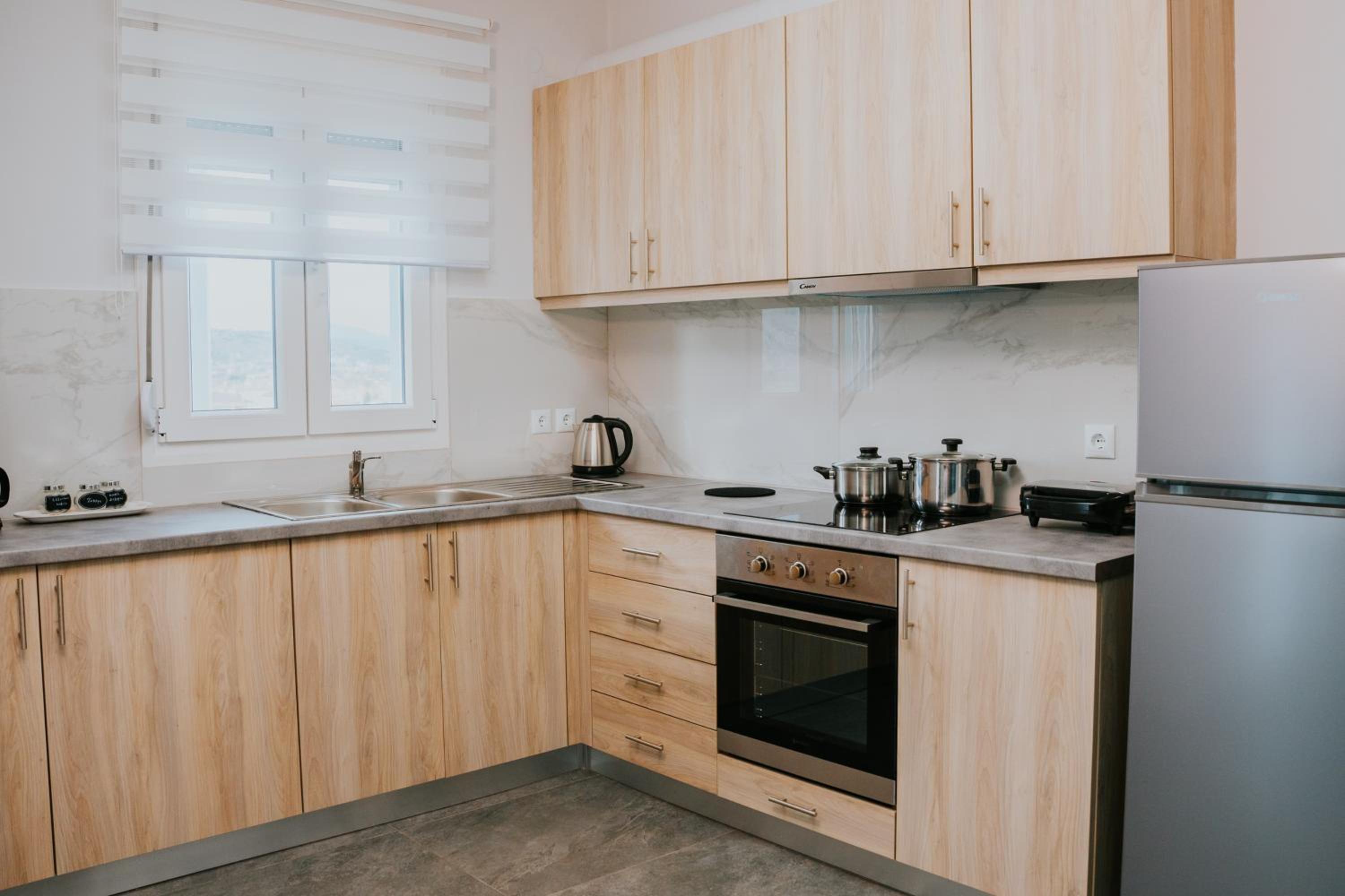 Pamvotis Urban Suites