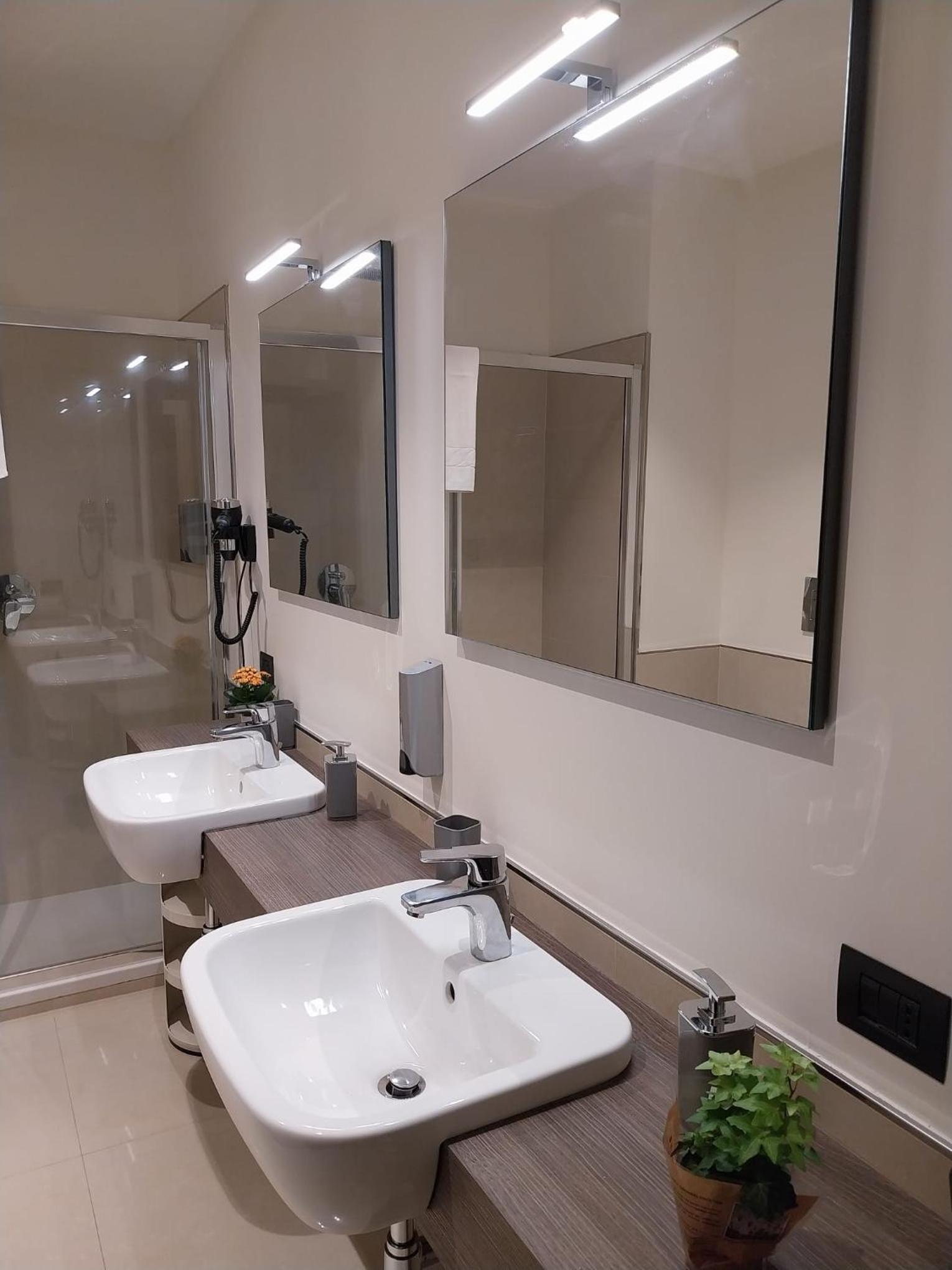 Napoli Mariana Luxury