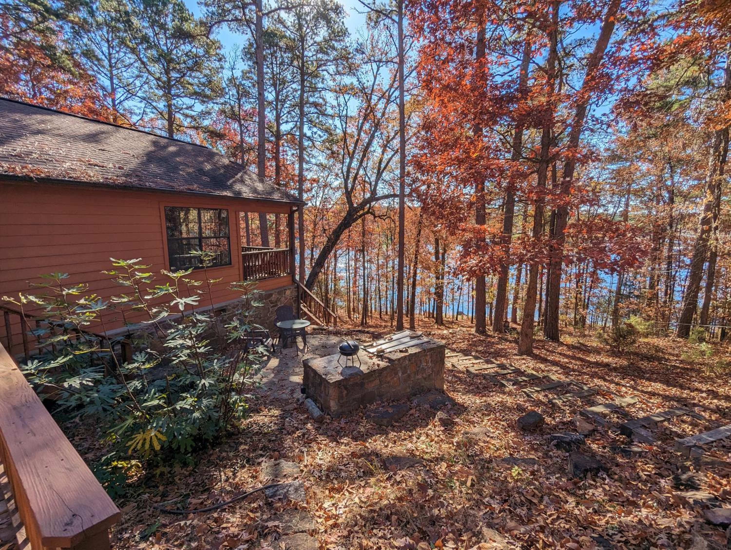 Greers Ferry Lake Cabin view 3