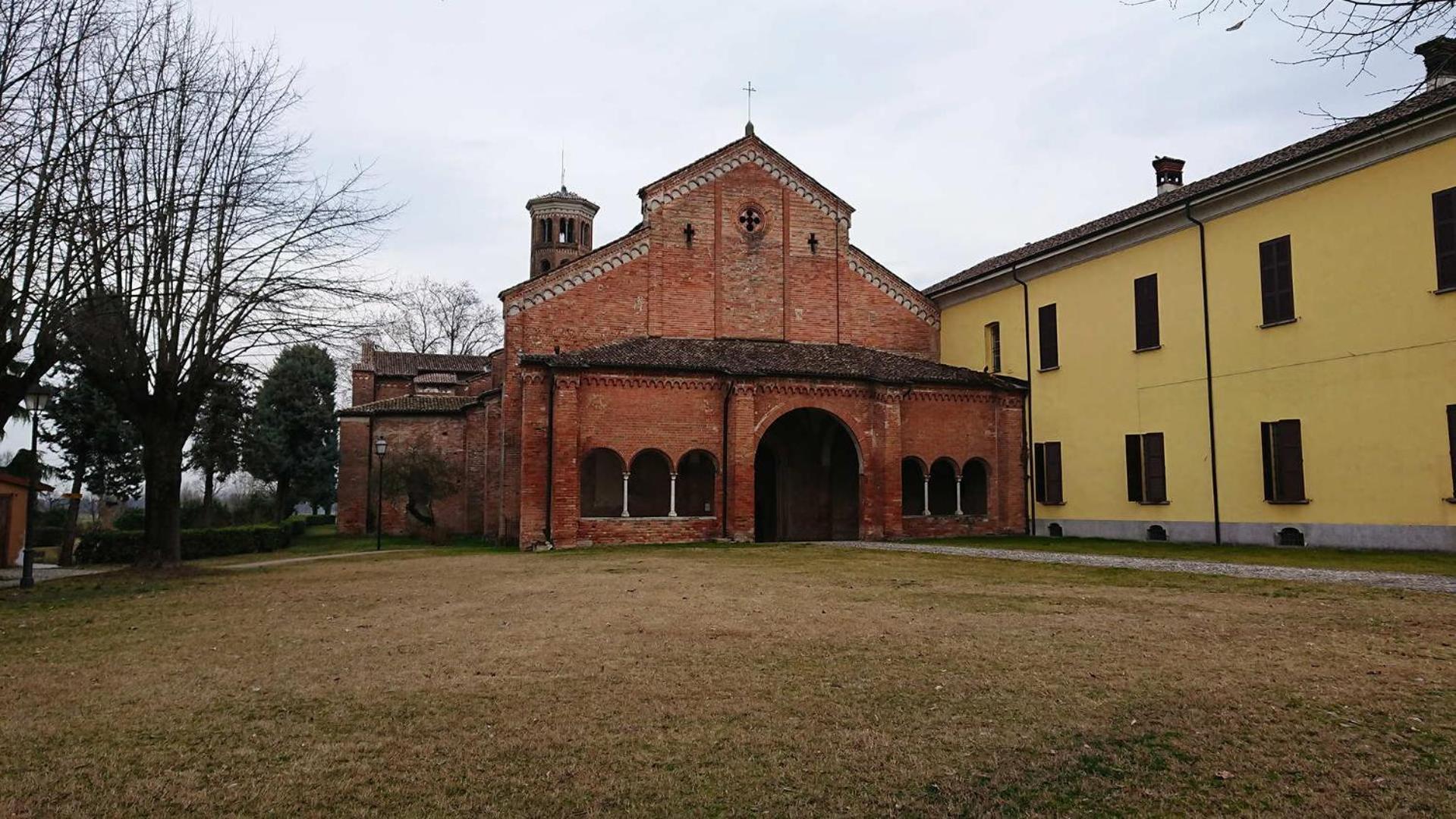 Nina house