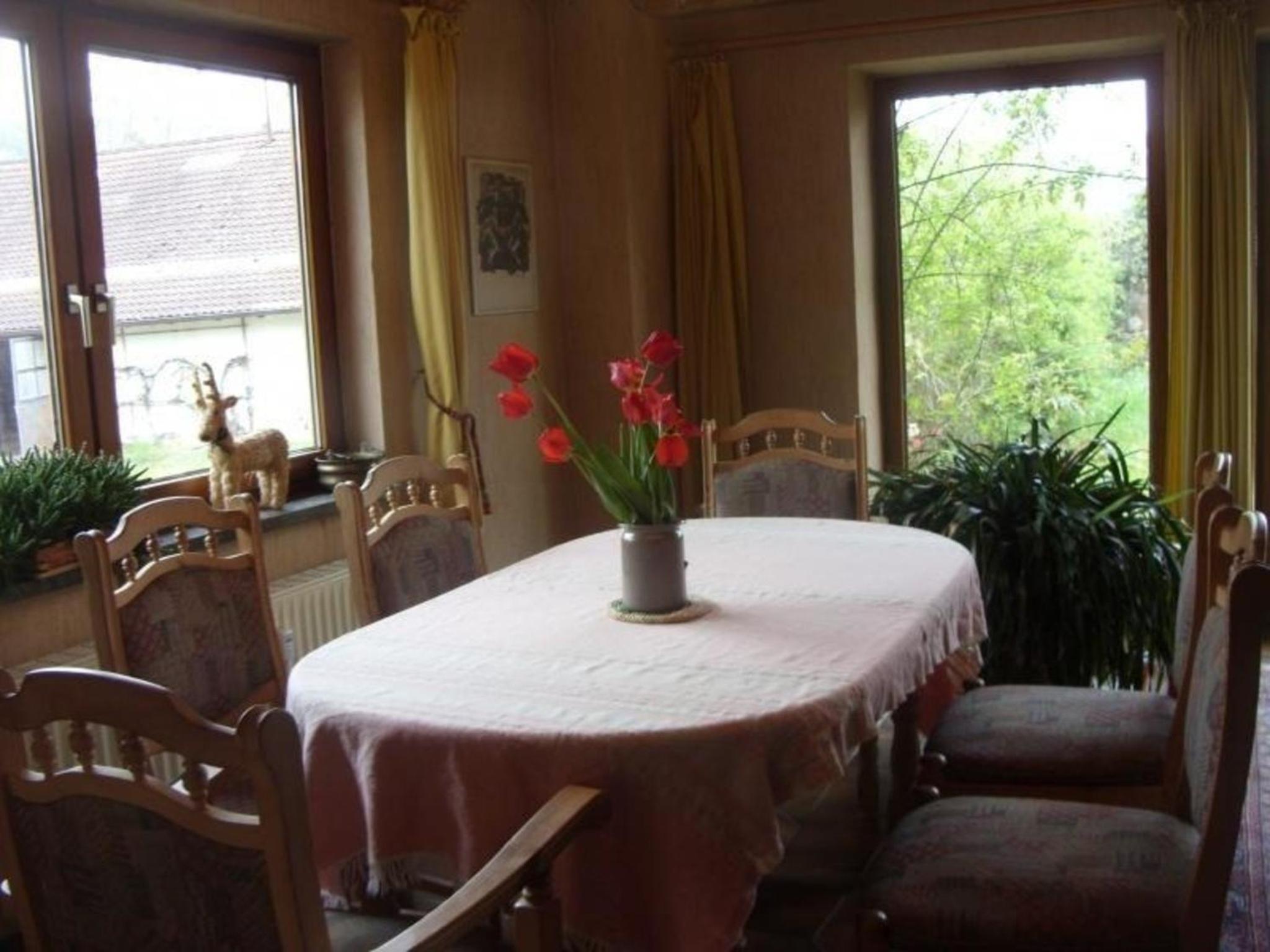 Ferienwohnung Mit Terrasse Und Parkplatz