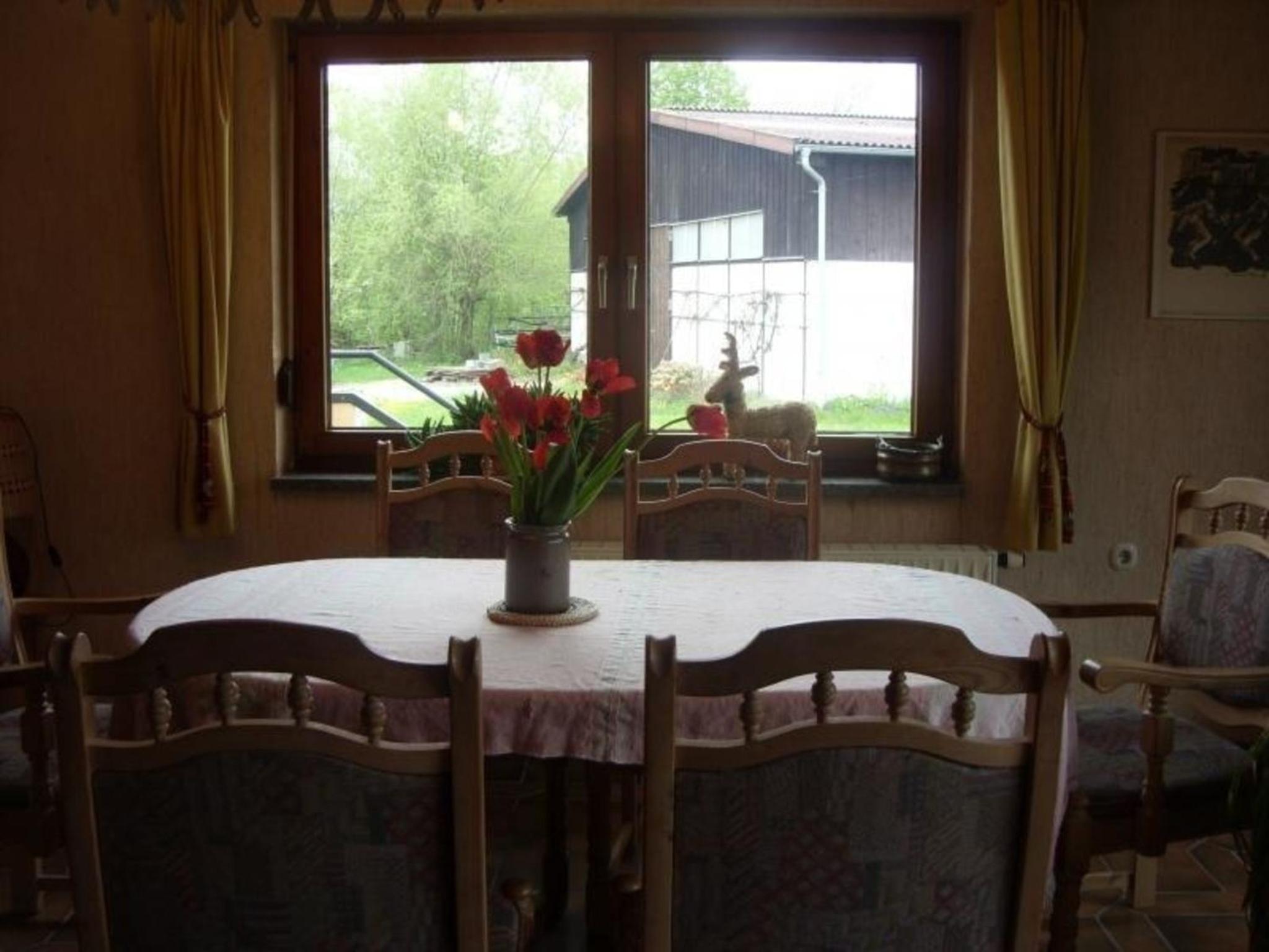 Ferienwohnung Mit Terrasse Und Parkplatz