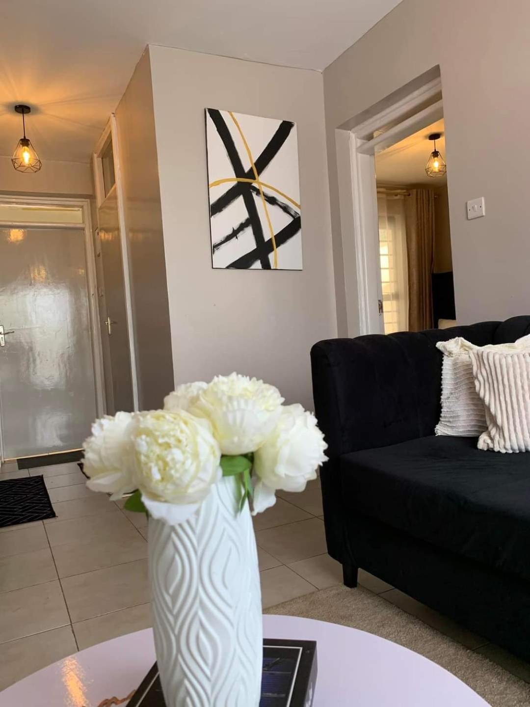 Modern One Bedroom Apartment