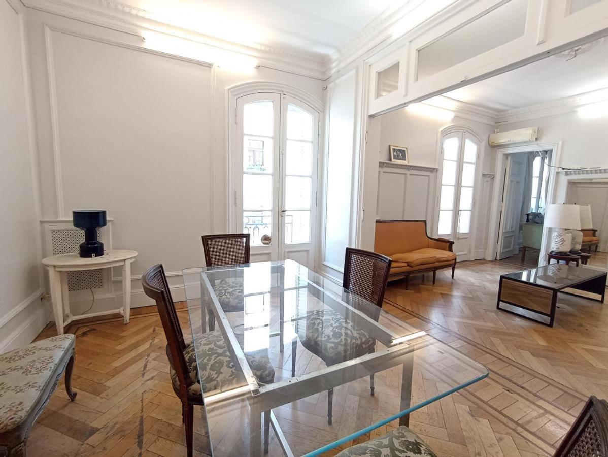 Depto Elegante y Central en Buenos Aires