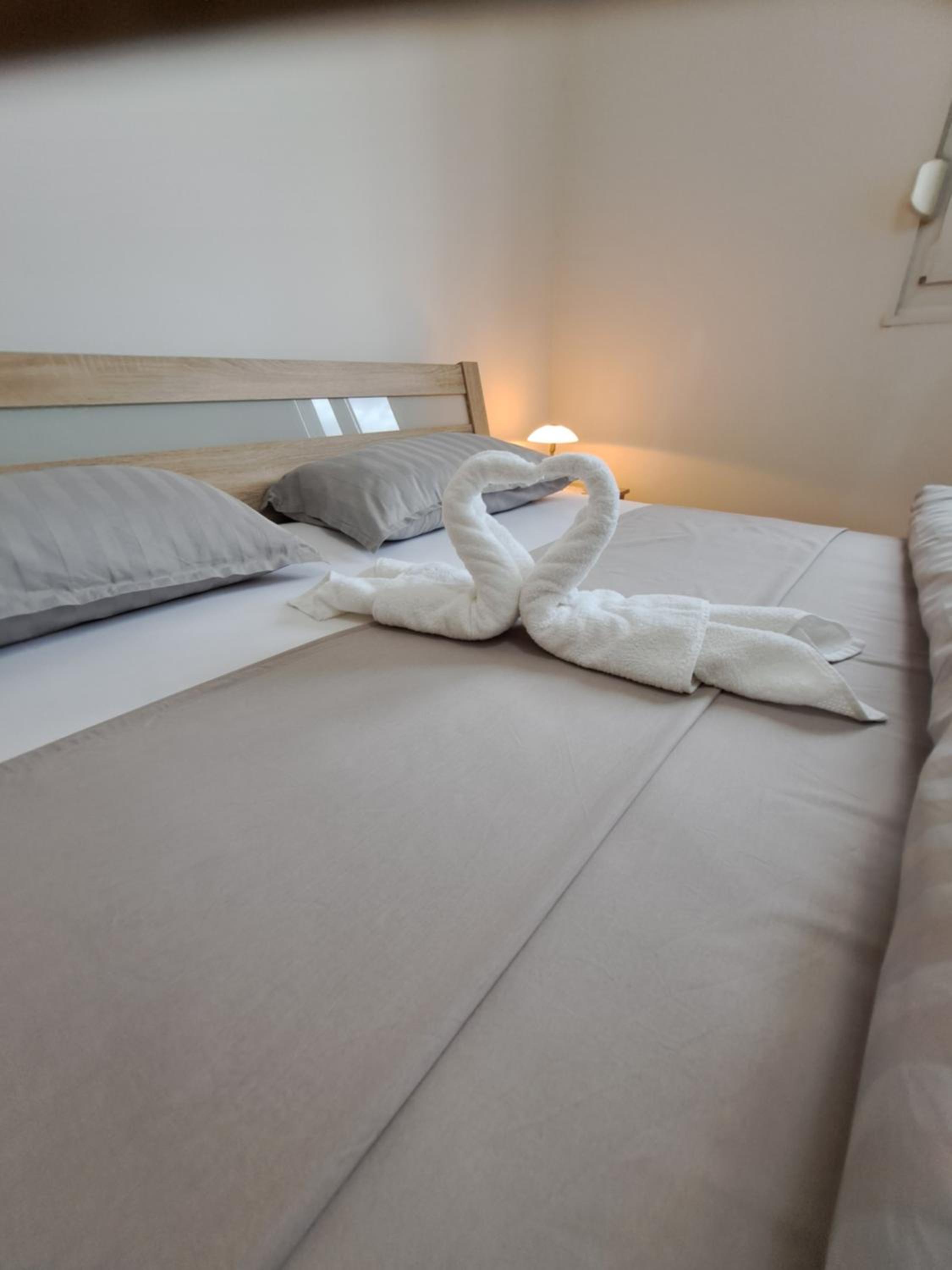 Apartment Holiday in Split, near the old town, three rooms, balcony, garage view 4