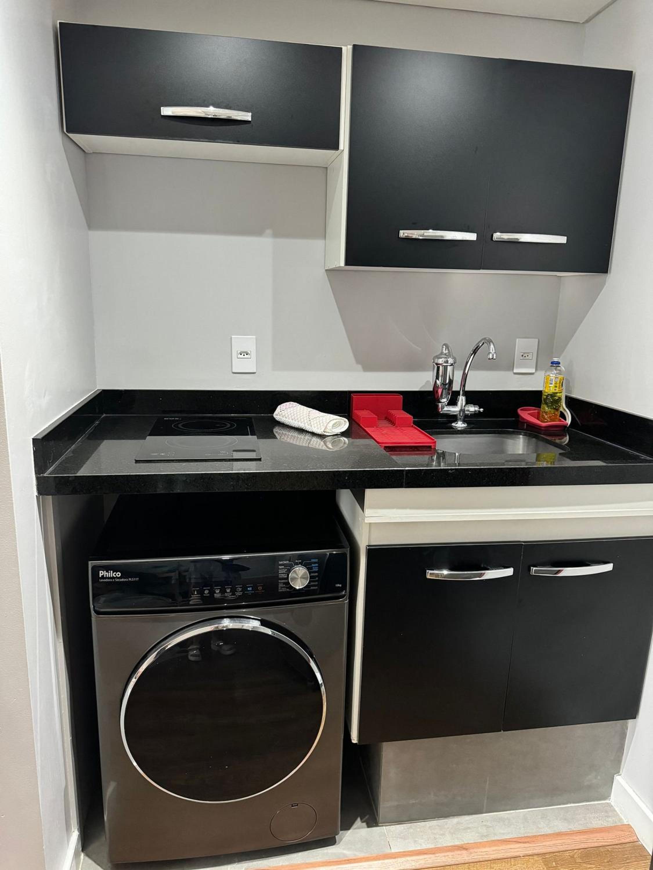 Flat localizado na Rua Oscar Freire