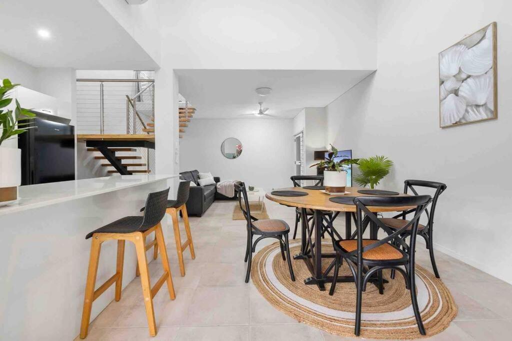 Zen Zone - Located close to beach, Skyrail and City