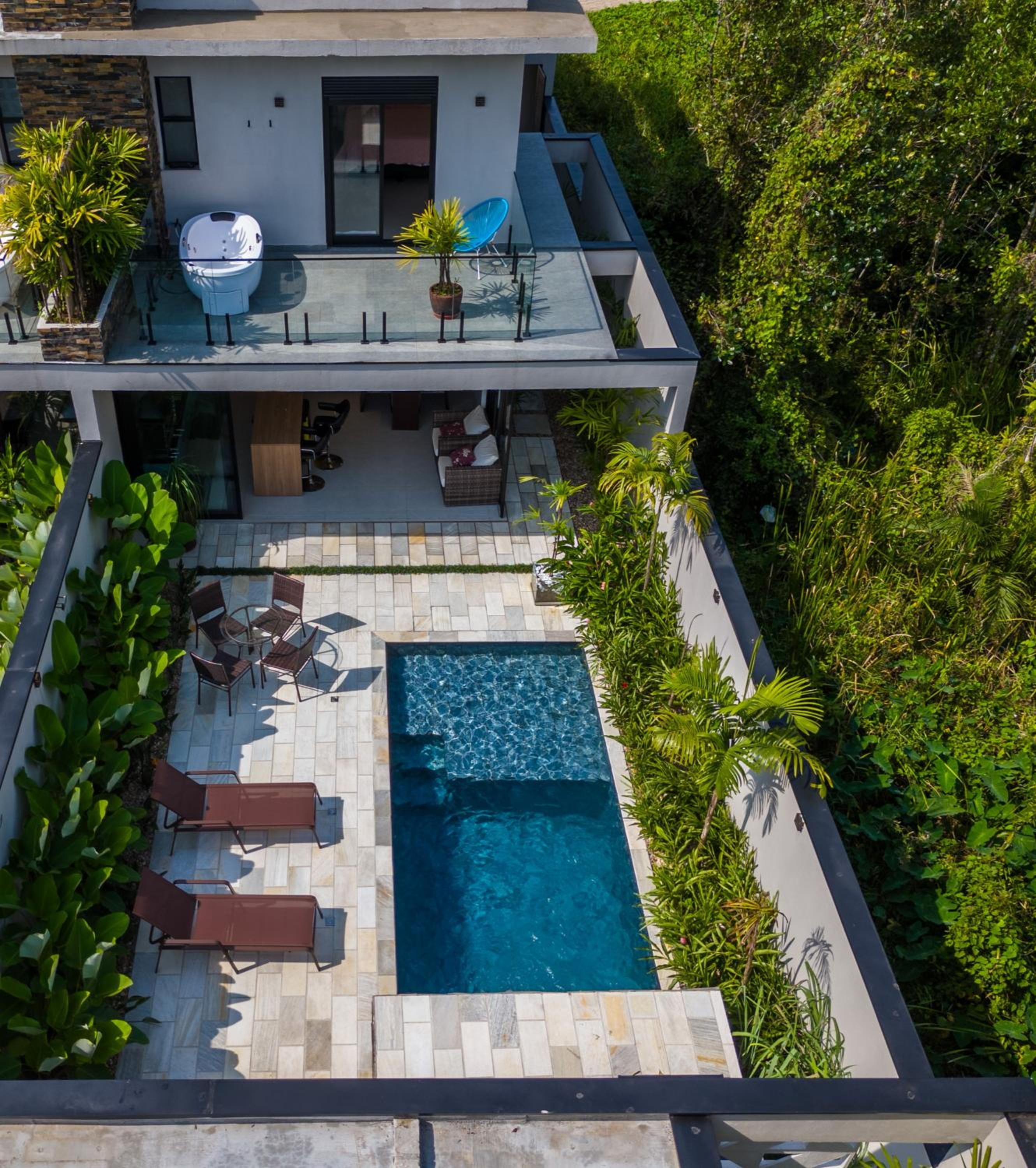 Casa Alto Padrão em condomínio - Paraíso no Jardim São Lourenço ao lado da Riviera