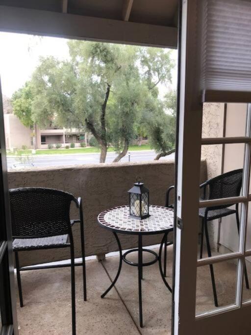 Scottsdale Beauty Close to Old Town 1 Bed 1 Bath view 4