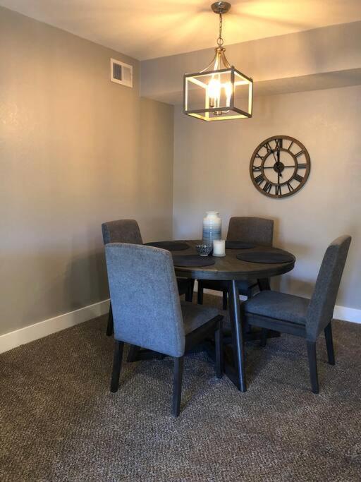 Scottsdale Beauty Close to Old Town 1 Bed 1 Bath view 5