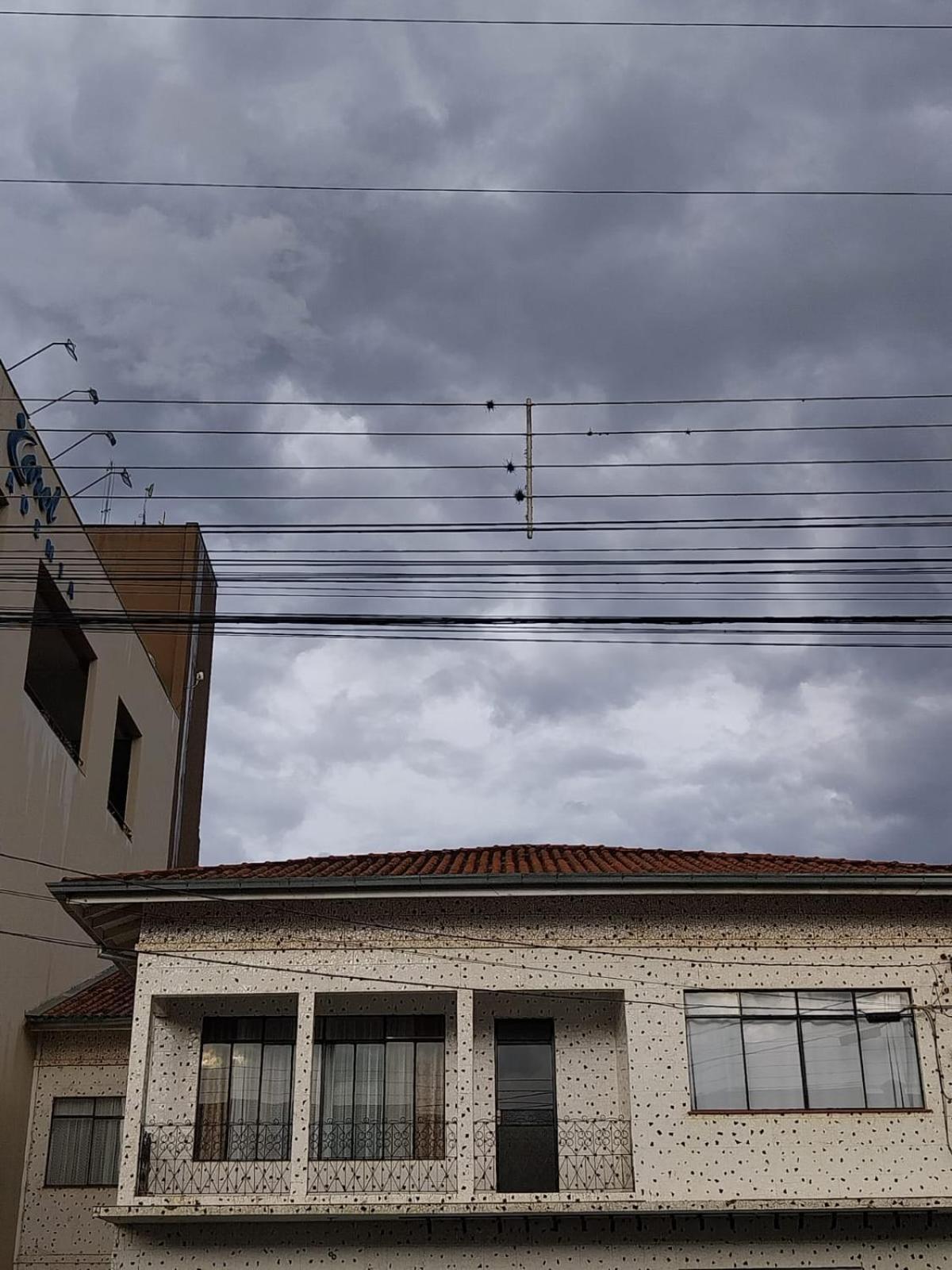 Super Casa I Apto 4 Quartos no Centro