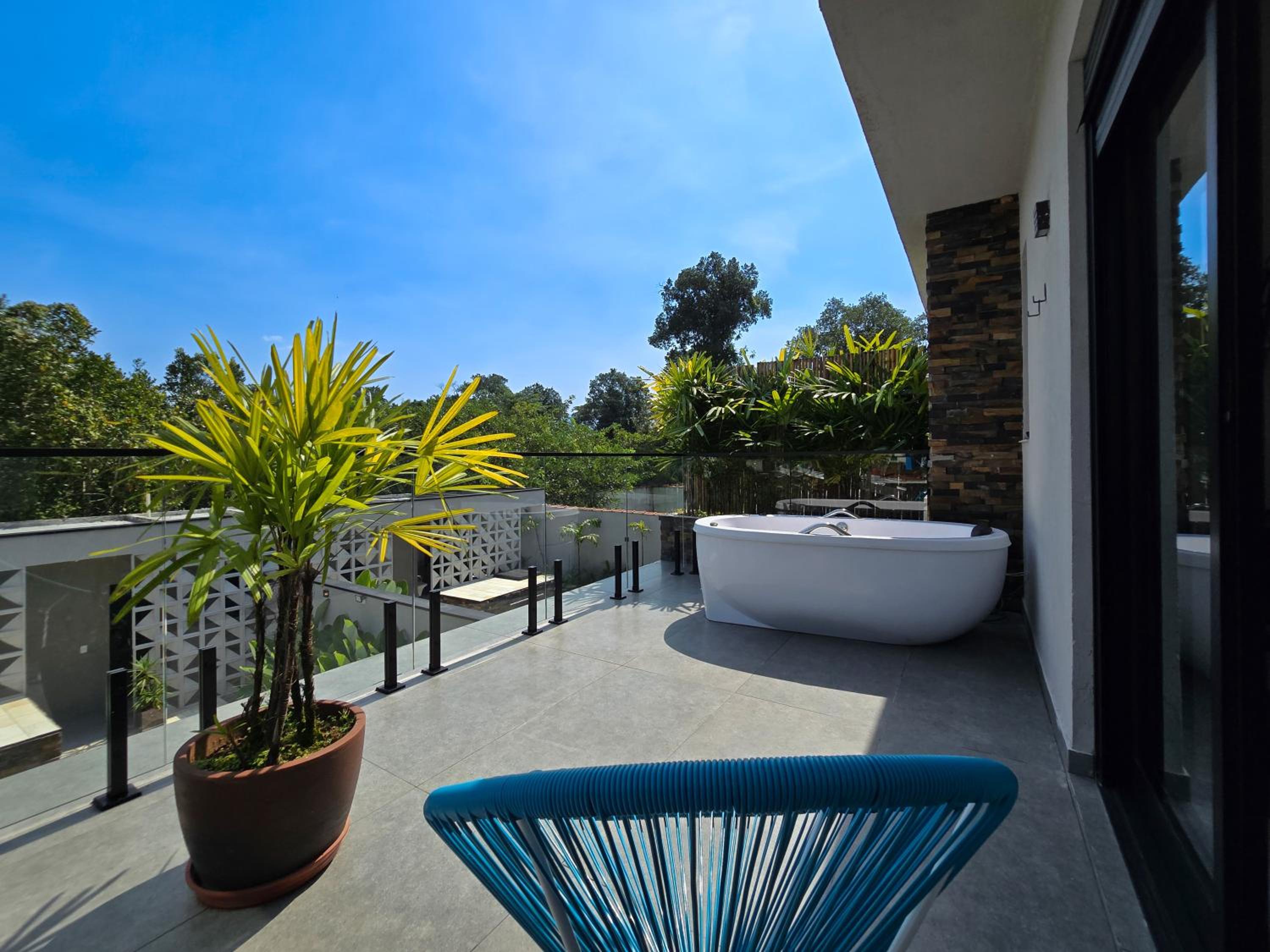 Casa Alto Padrão em condomínio - Paraíso no Jardim São Lourenço ao lado da Riviera