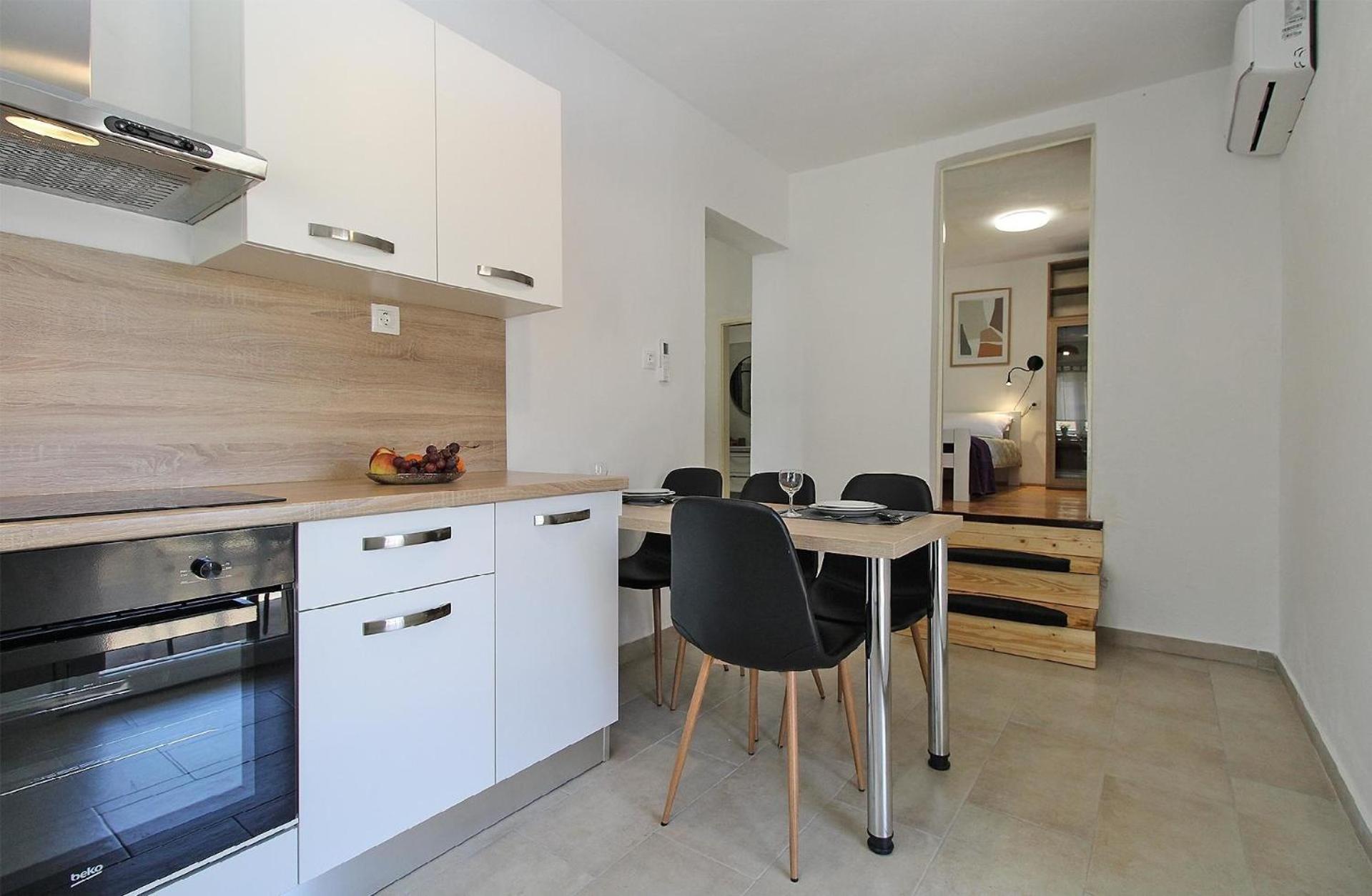 Ferienwohnung für 4 Personen ca 45 qm in Pula-Fondole, Istrien Istrische Riviera - b44723 view 4