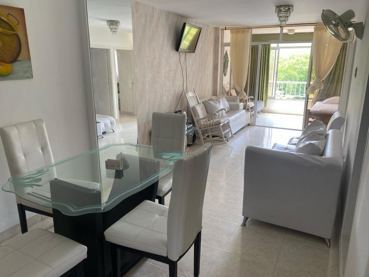 Apartamento Amoblado en Rodadero de Santa Marta