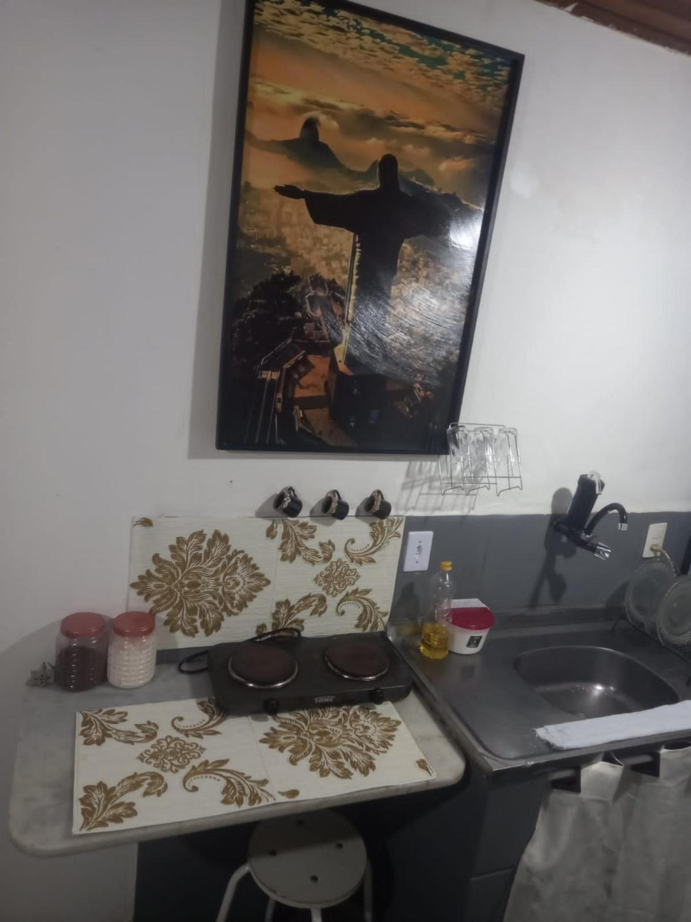 lindo apartamento com toda infraestrutura e muito proximo a praia
