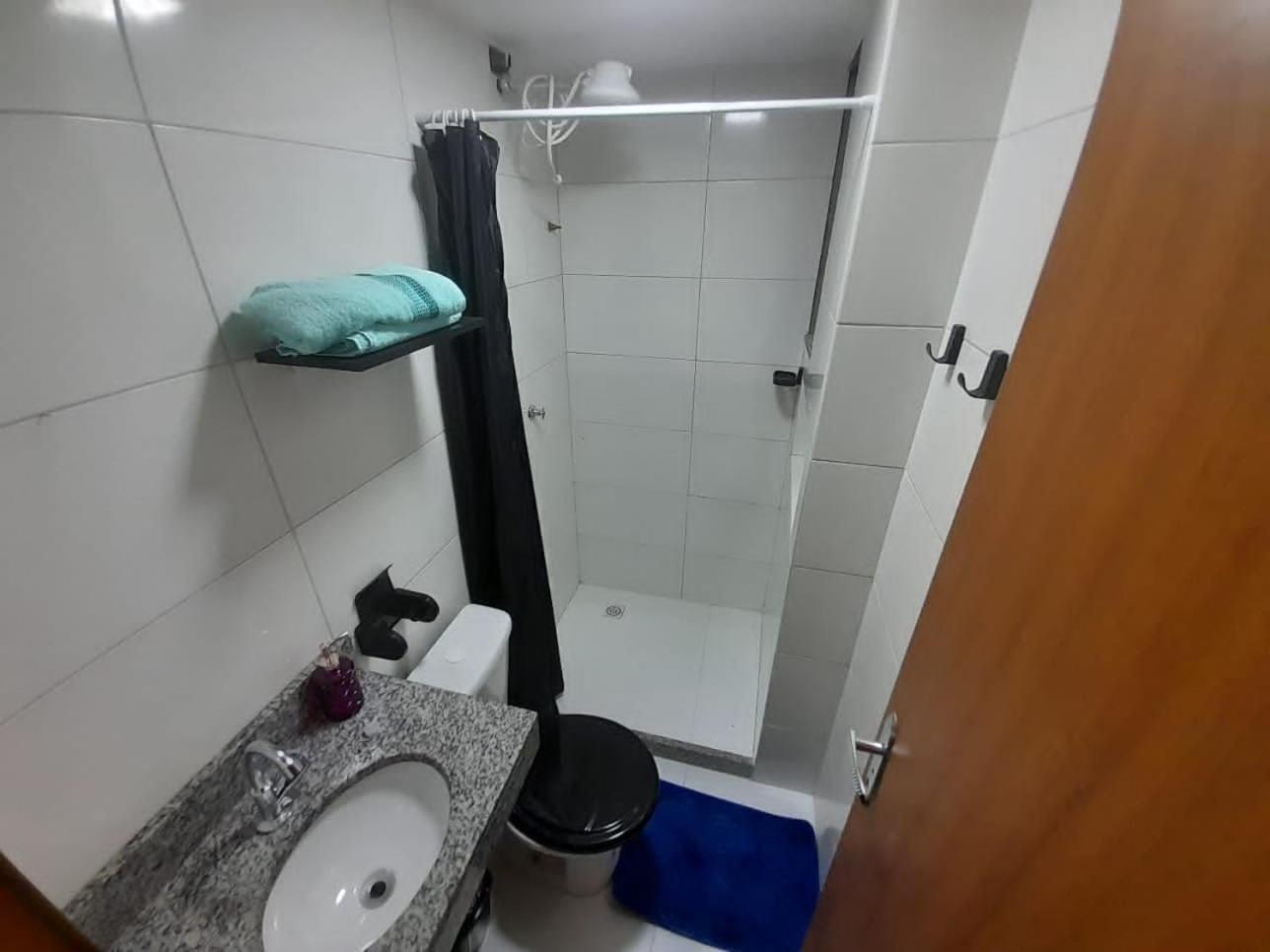 lindo apartamento com toda infraestrutura e muito proximo a praia