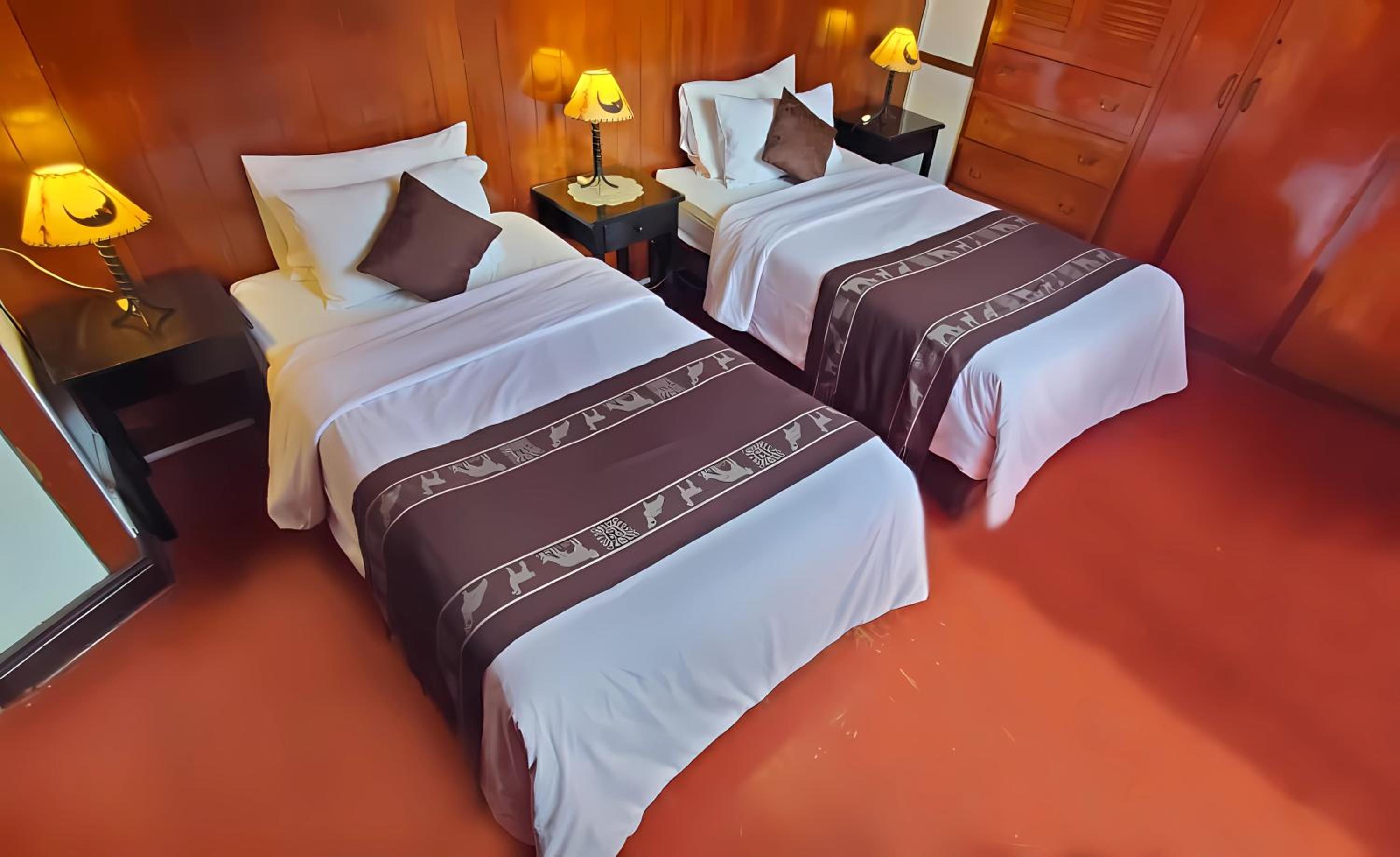 Hotel Campanario