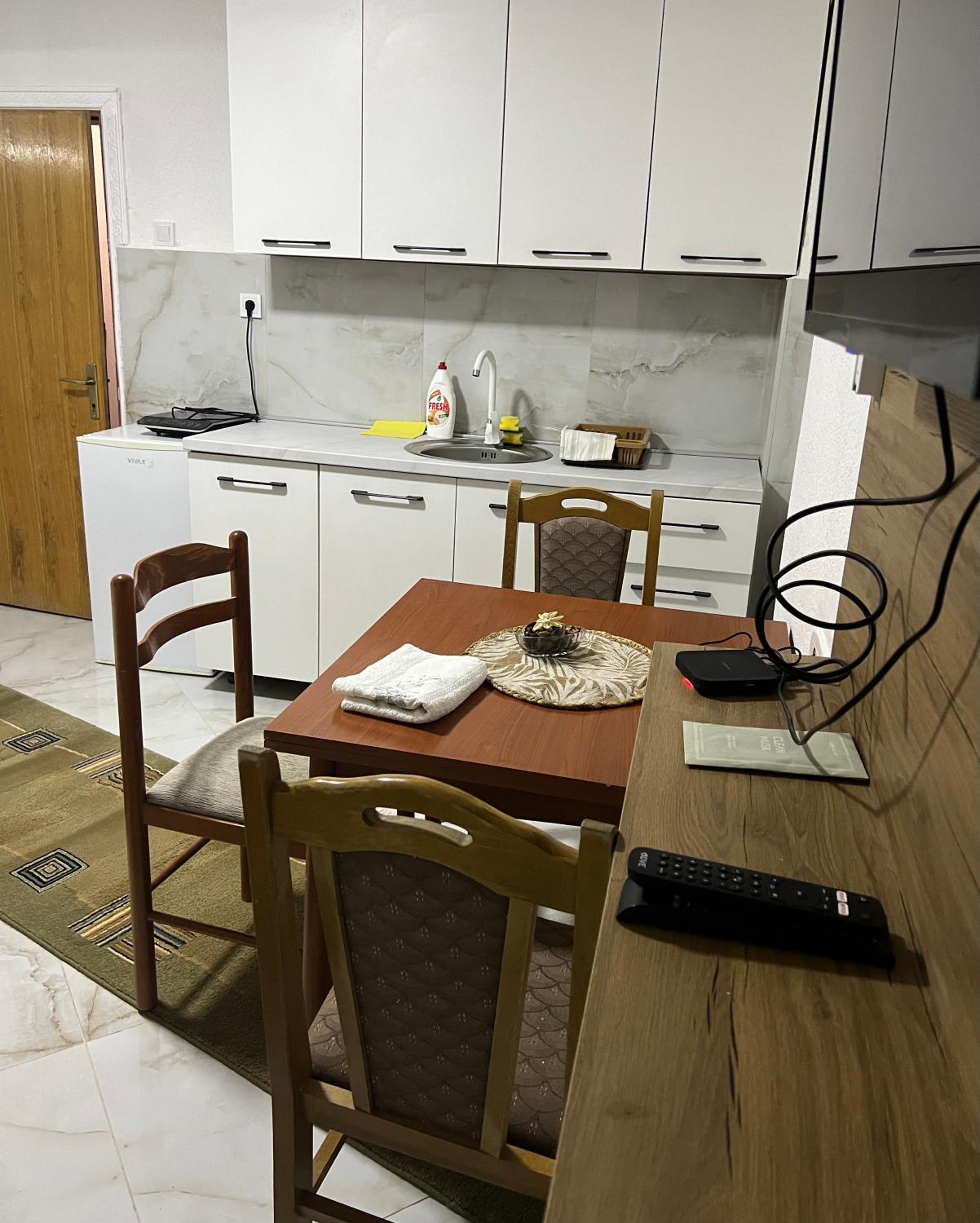 SARAH APARTMENTS