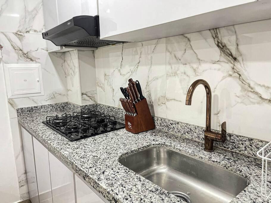 Walled City, El Centro - Hotel Amenities, Condo