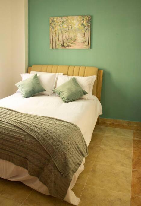 Walled City, El Centro - Hotel Amenities, Condo
