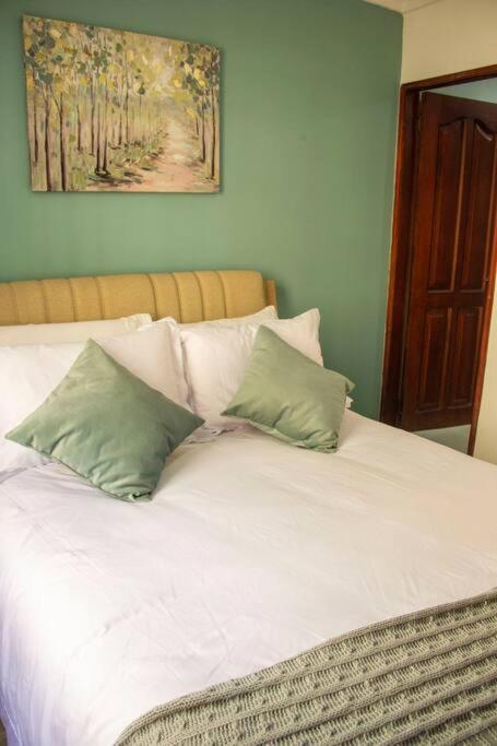 Walled City, El Centro - Hotel Amenities, Condo