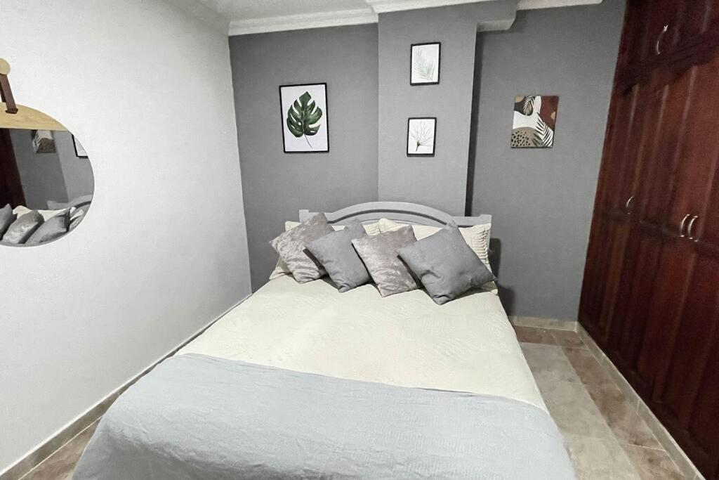 Walled City, El Centro - Hotel Amenities, Condo