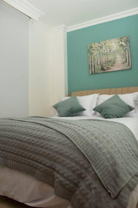 Walled City, El Centro - Hotel Amenities, Condo
