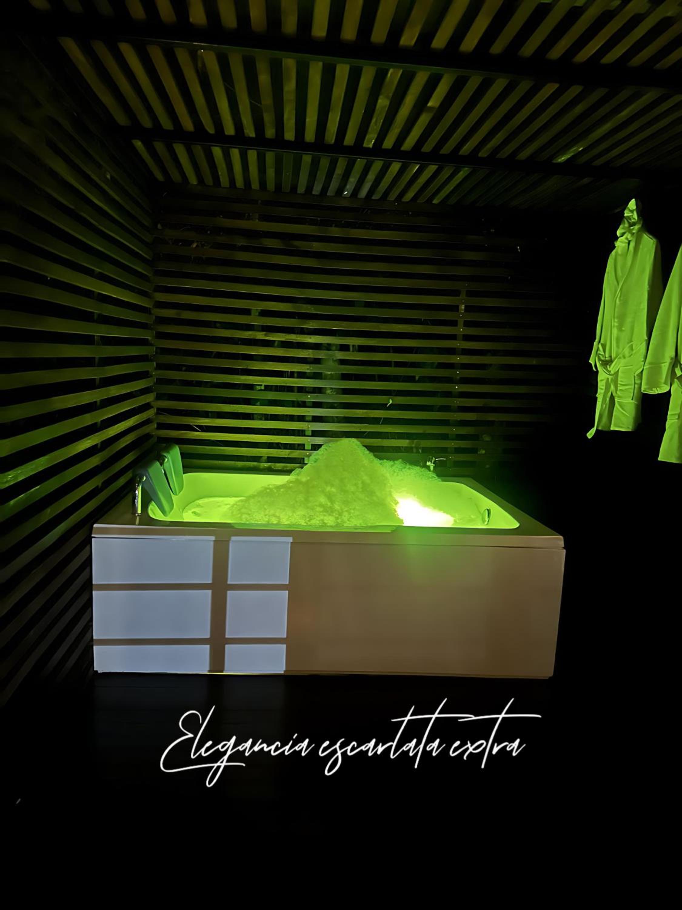 Gaia Elegancia Escarlata extra 2