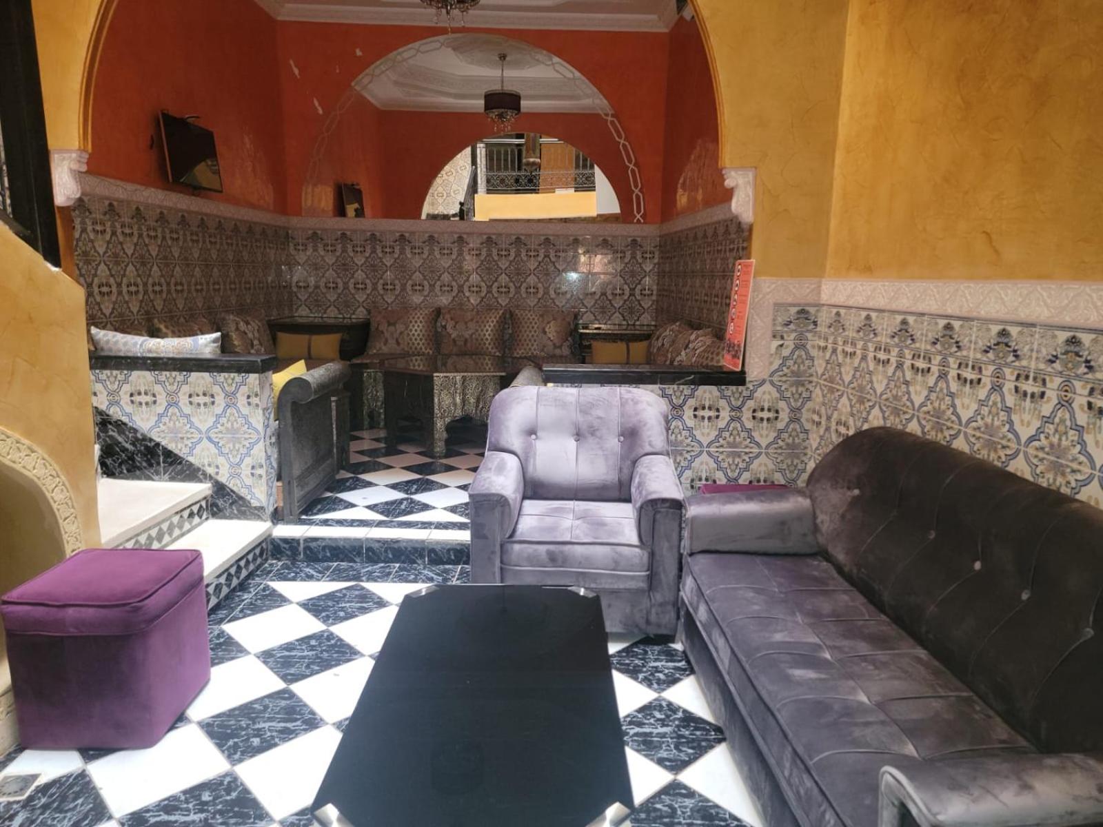 lounge