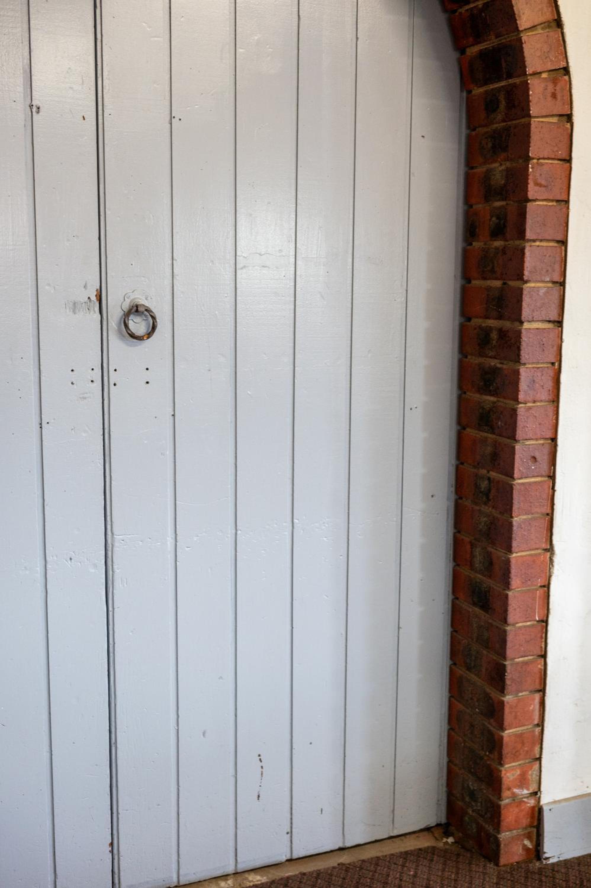 Your Own Pub in Finley, Sleeps 25