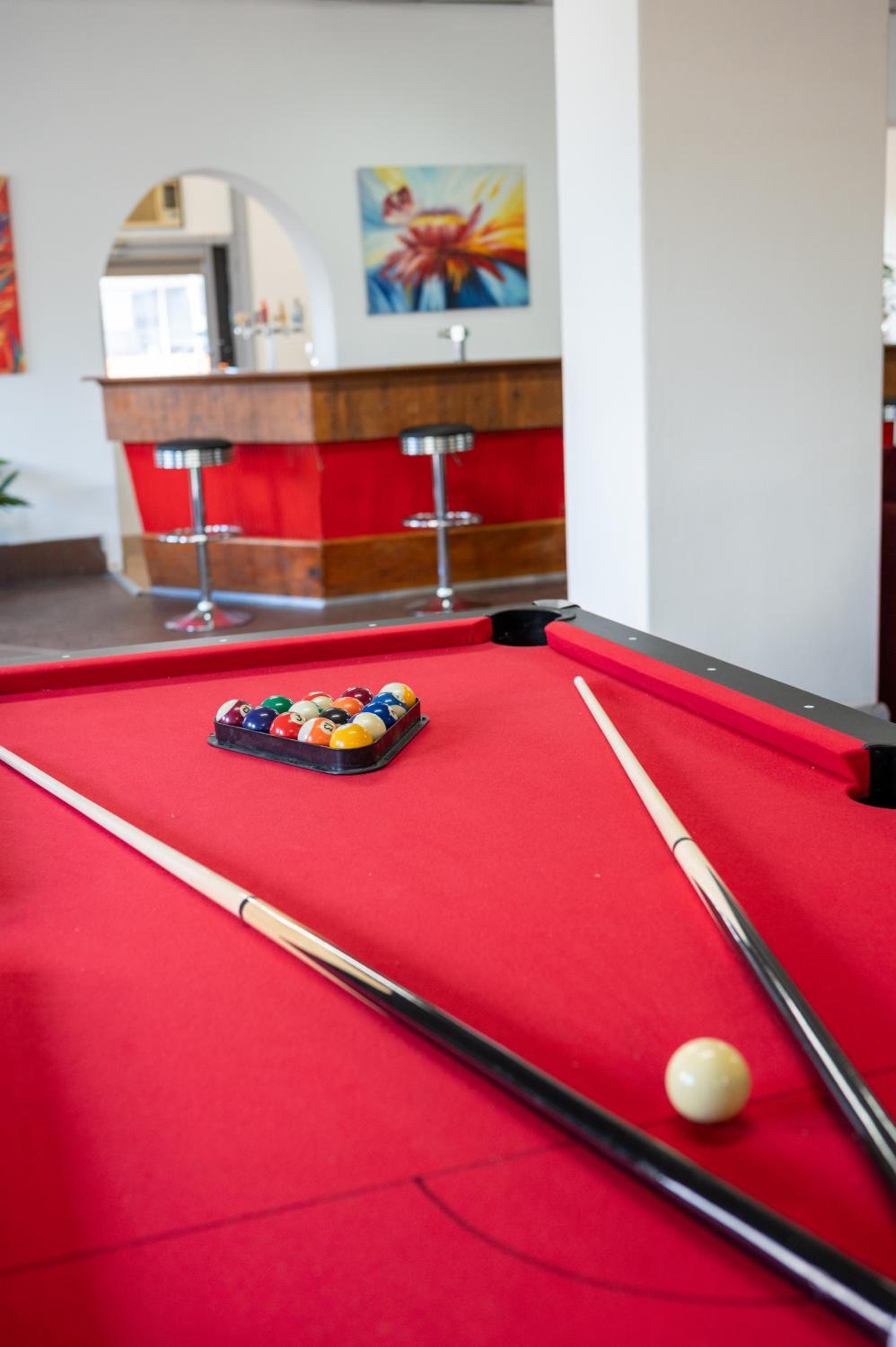 Your Own Pub in Finley, Sleeps 25