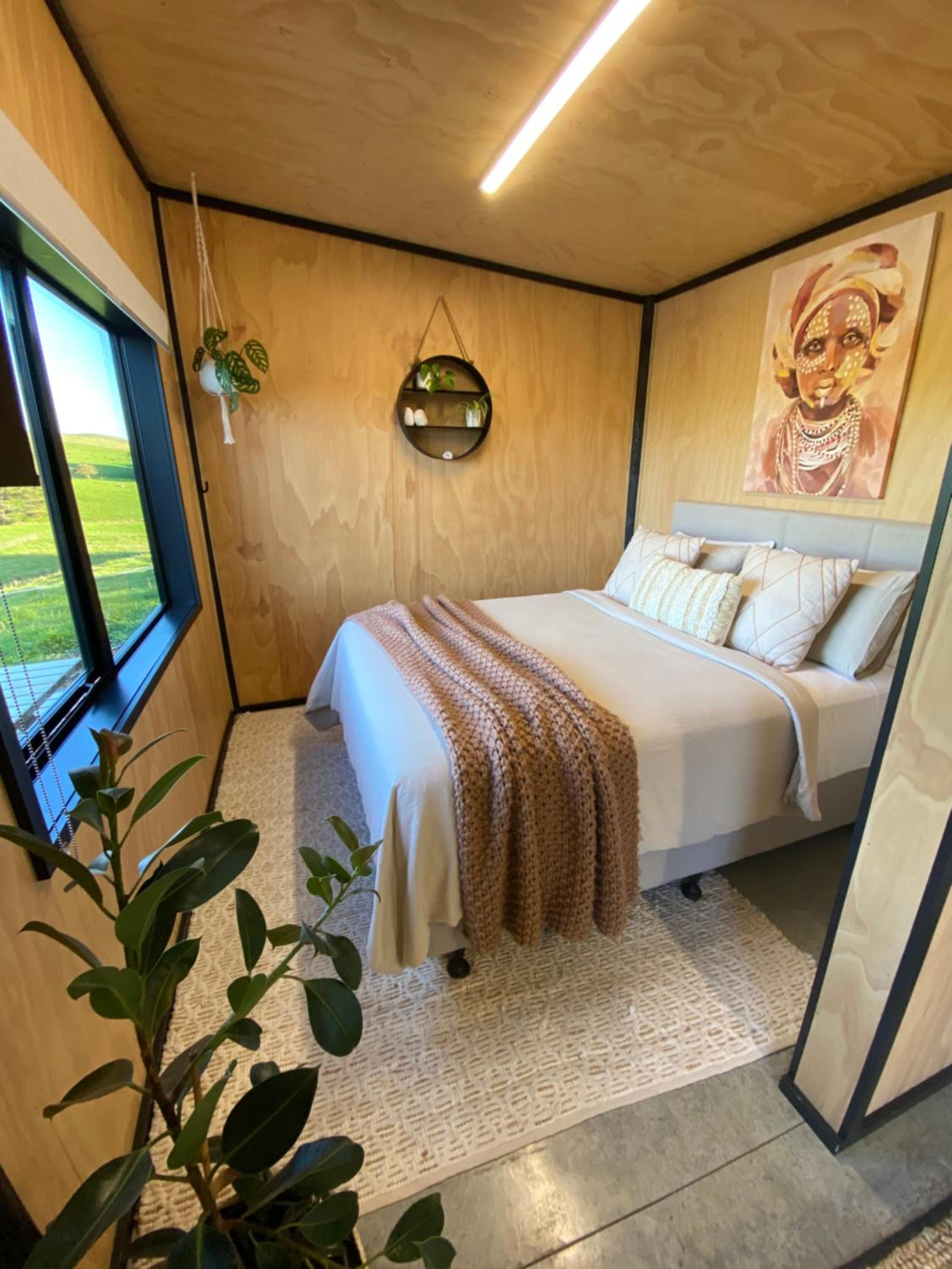 Soul Shack, with outdoor bath view 5