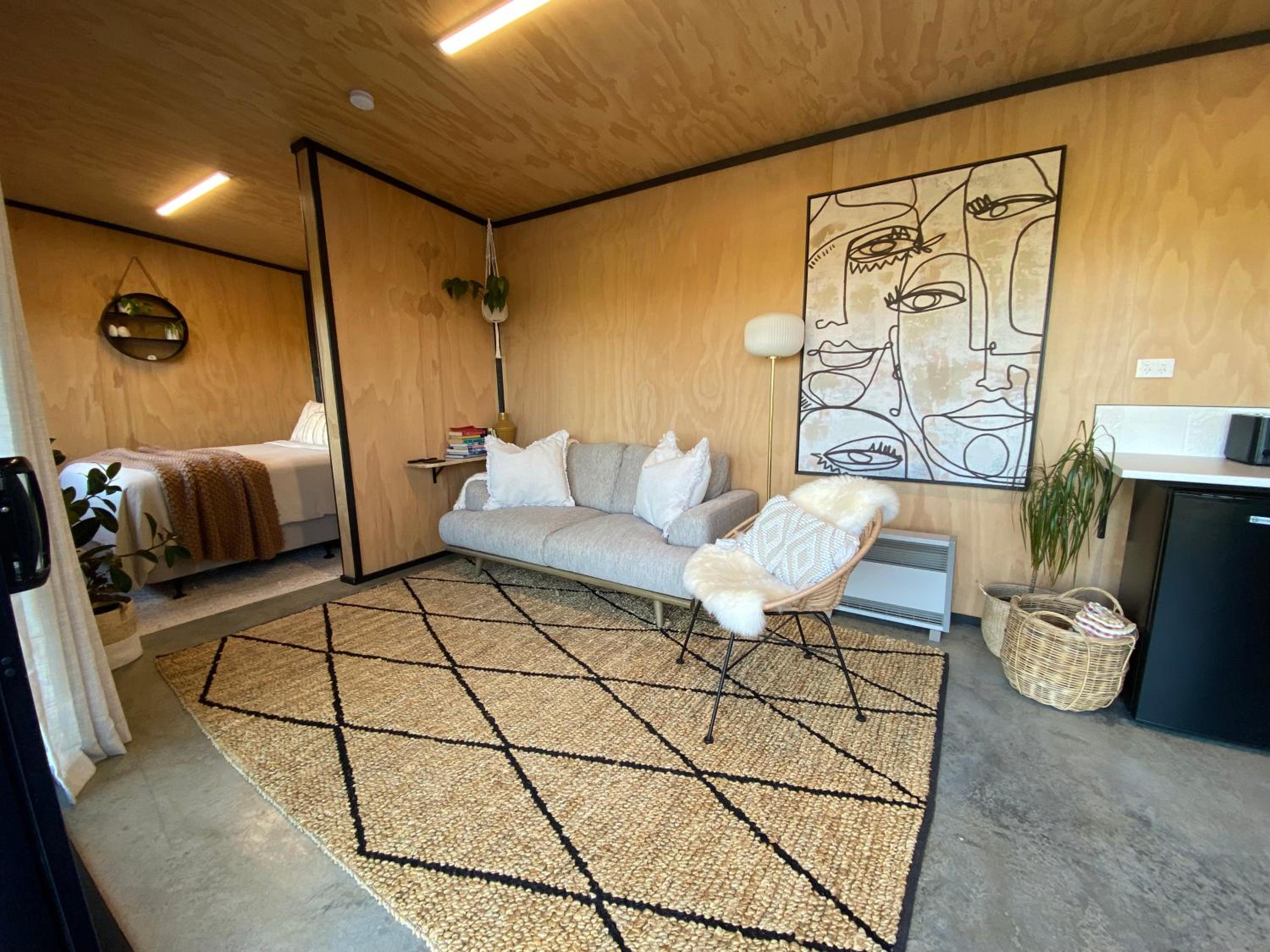 Soul Shack, with outdoor bath view 3