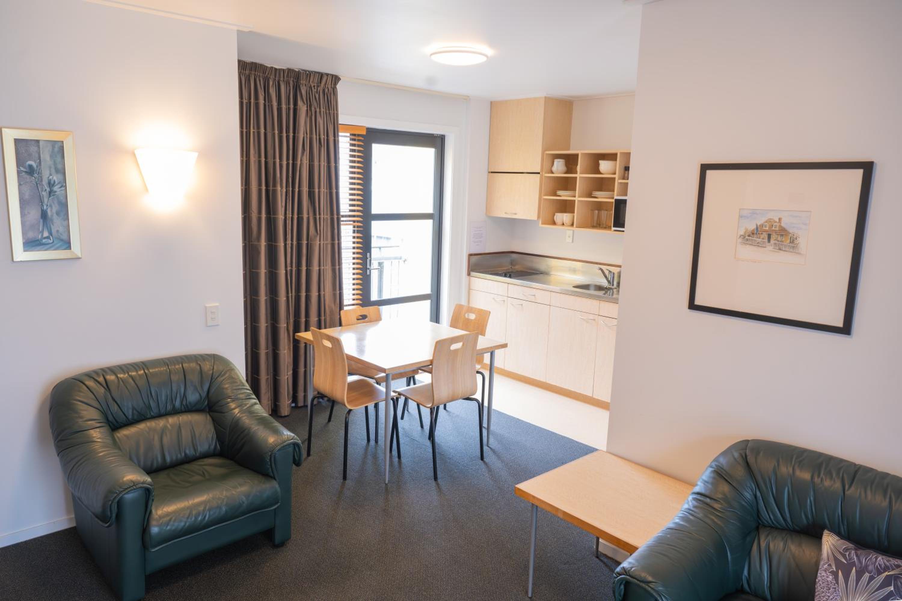 Victoria Court Motor Lodge - Free Parking
