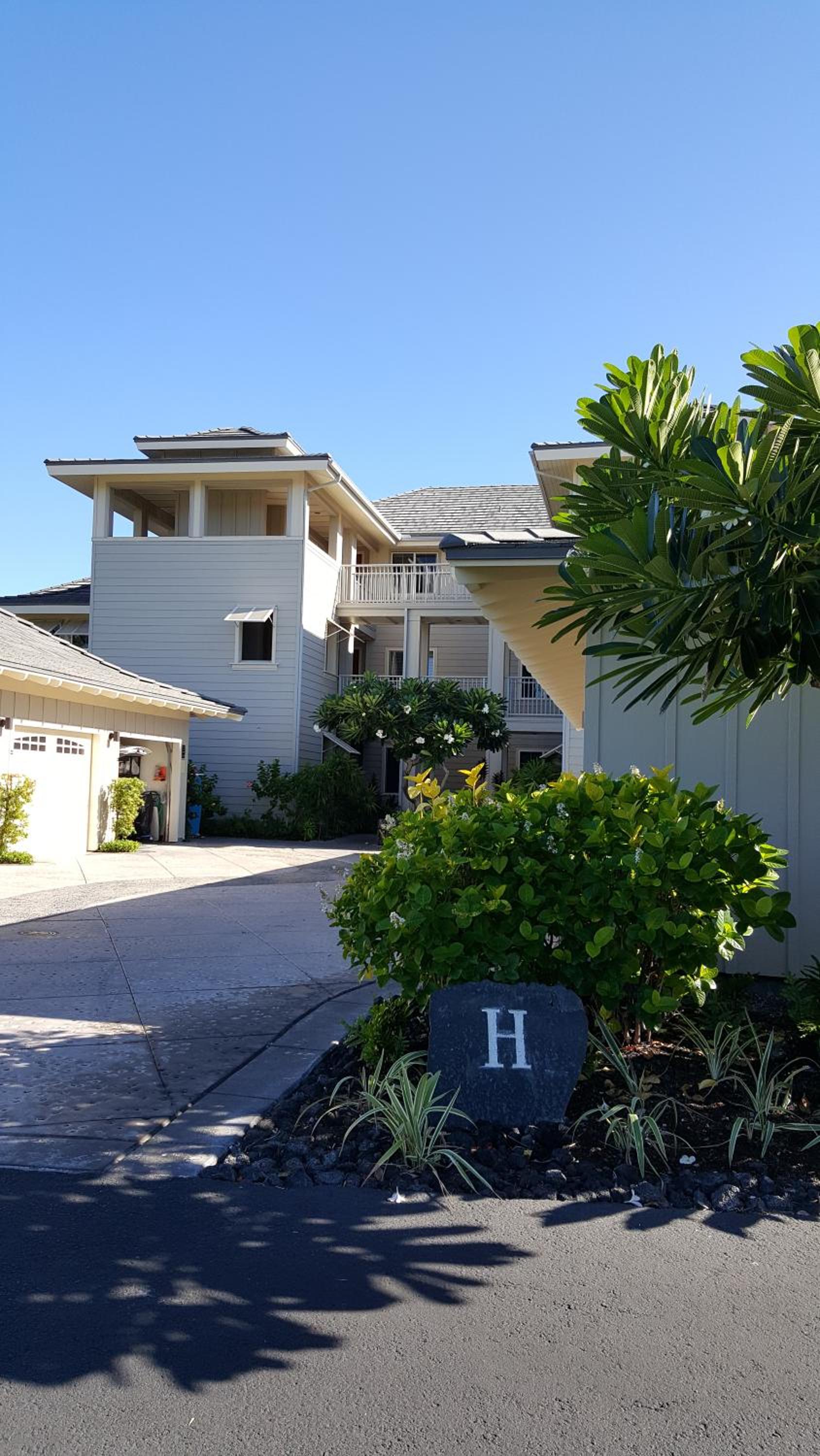 Highly Rated Beach Villa - Golf, Lake & Mountain Views view 2