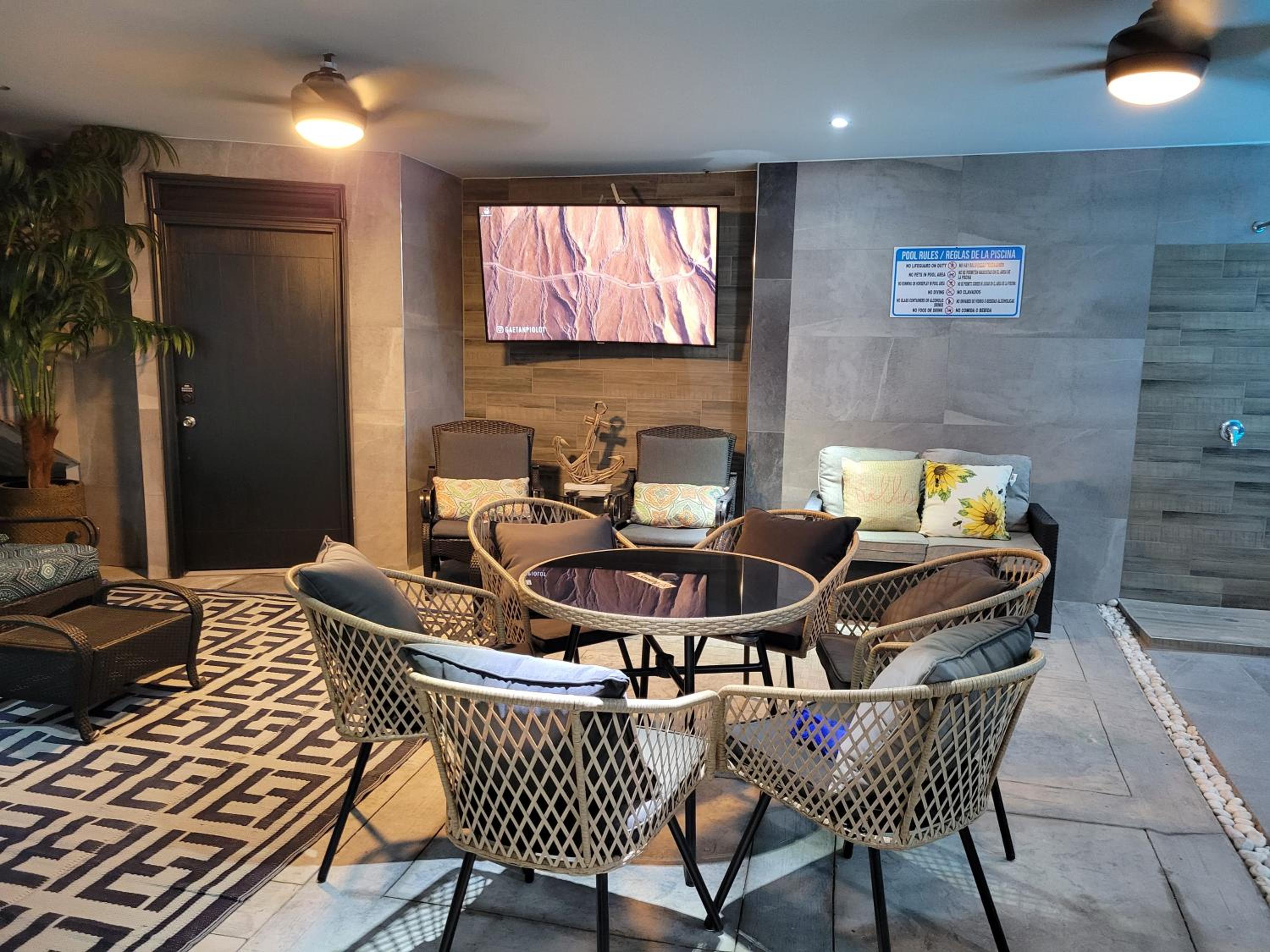 lounge