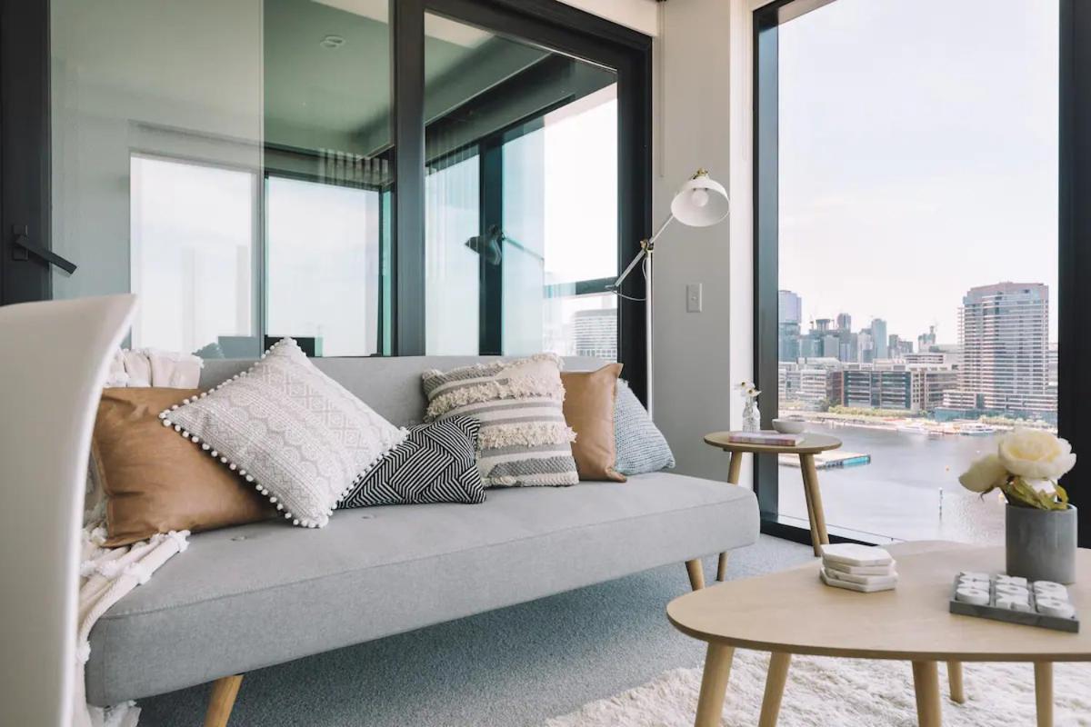 Premier Harbour View & Parking near Marvel Stadium