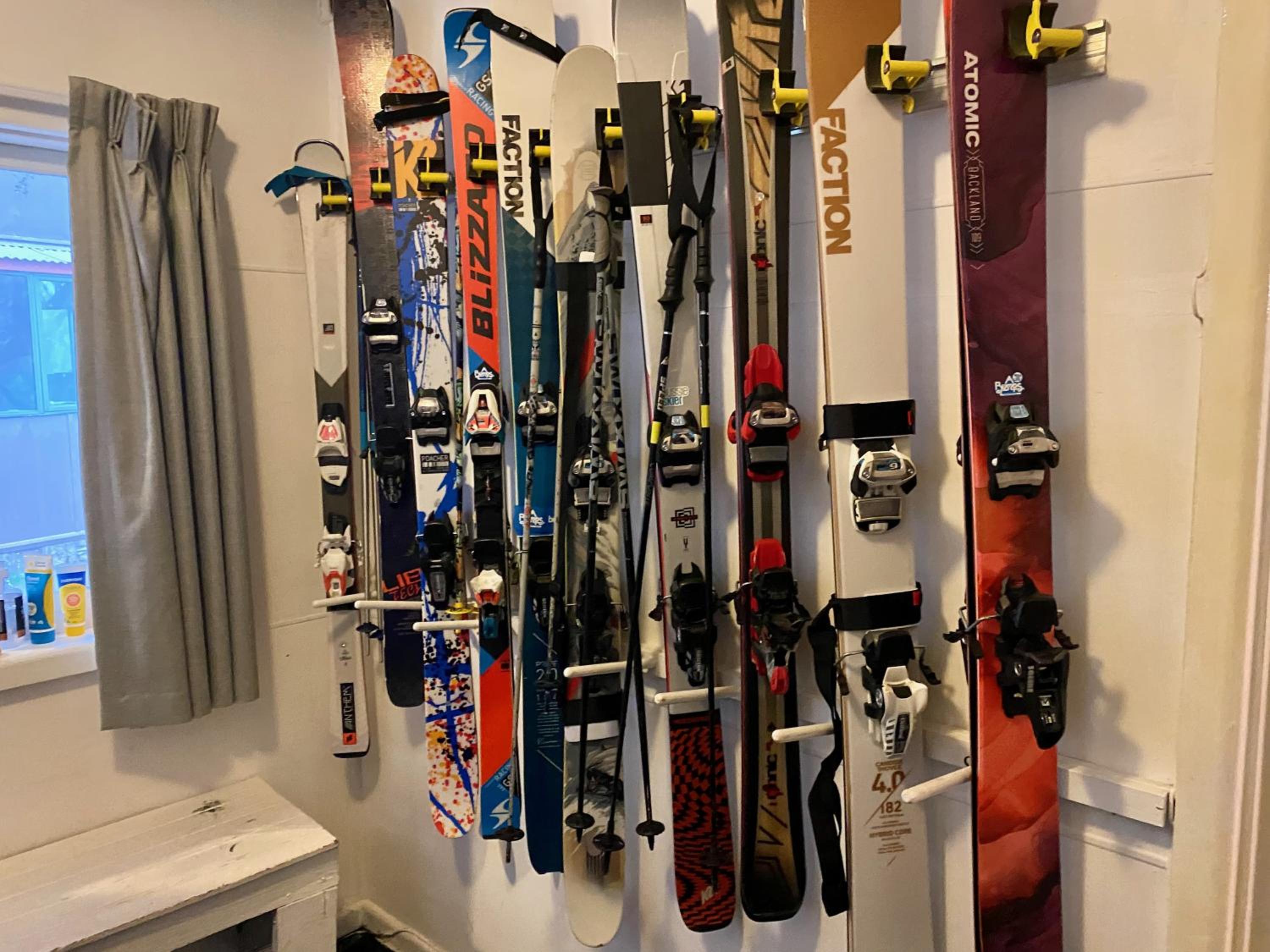 Nutcracker Ski Club